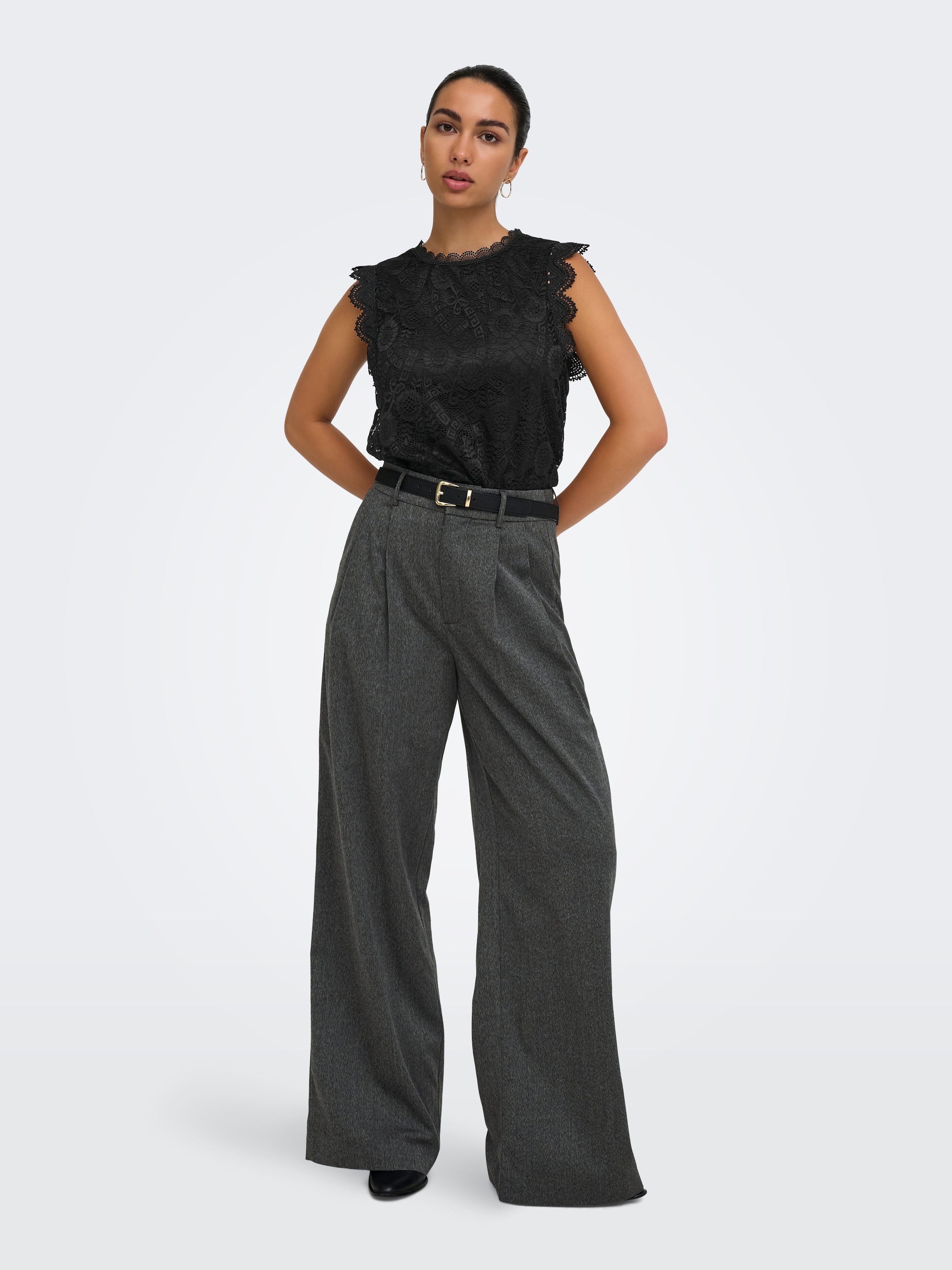 ONLY Spitzentop »ONLSINE S/L LACE TOP CS JRS« Materialmix, regular fit, Rundhals