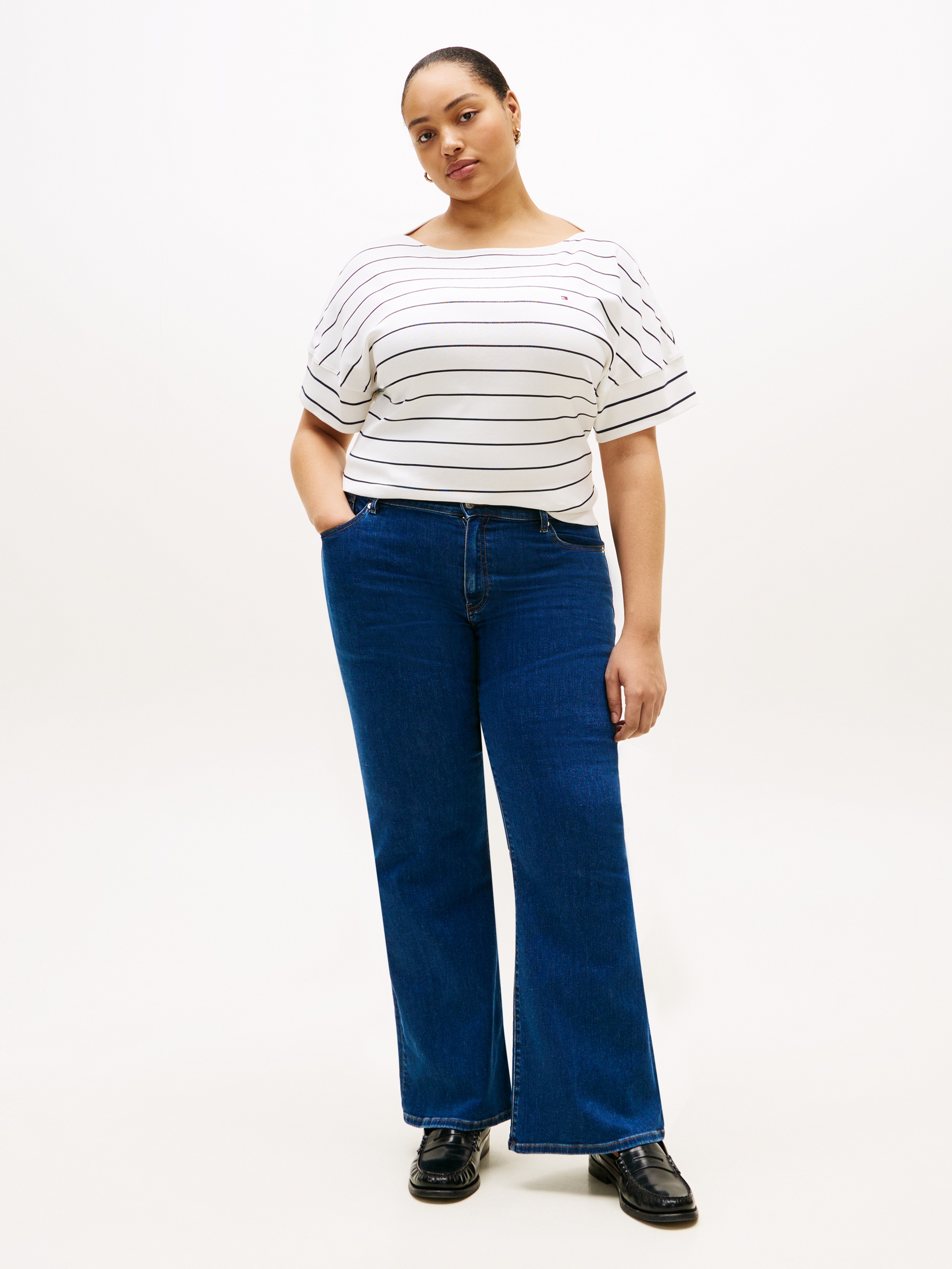 Tommy Hilfiger Curve Kurzarmshirt »CRV MDRN CODY CAP SLV C-NK TEE« in großen Größen