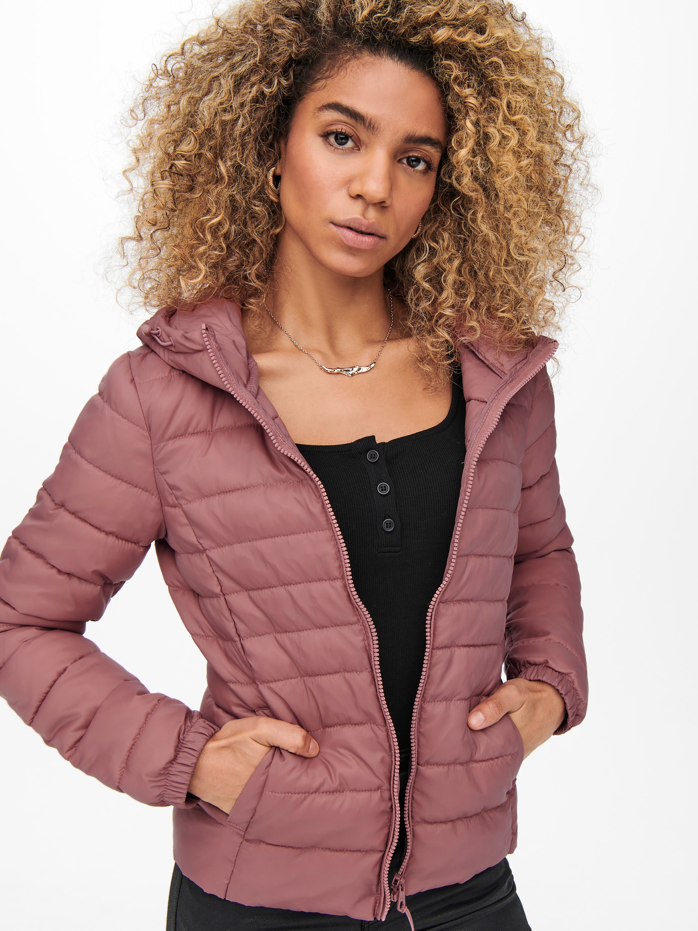 ONLY Steppjacke »ONLTAHOE HOOD JACKET OTW NOOS« mit Kapuze Kunstfaser, perfekt für den Übergang