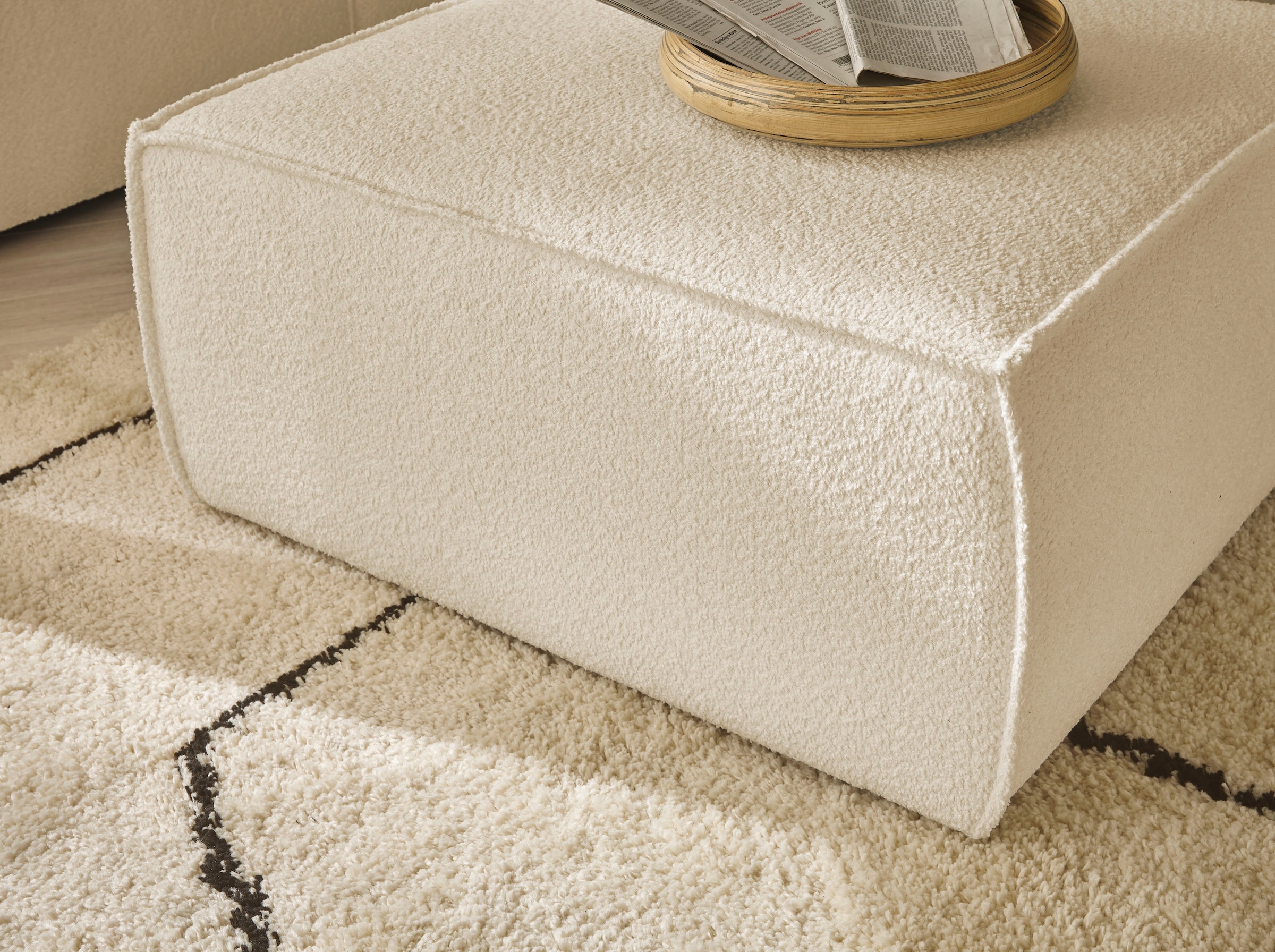 OTTO home Loveseat »FINNLEY Bouclé, Loveseat & Hocker im Set, inkl. Zierkissen« 2 Stk. tlg. verfügbar in den Stoffqualitäten Bouclé, Struktur fein und Mega Cord