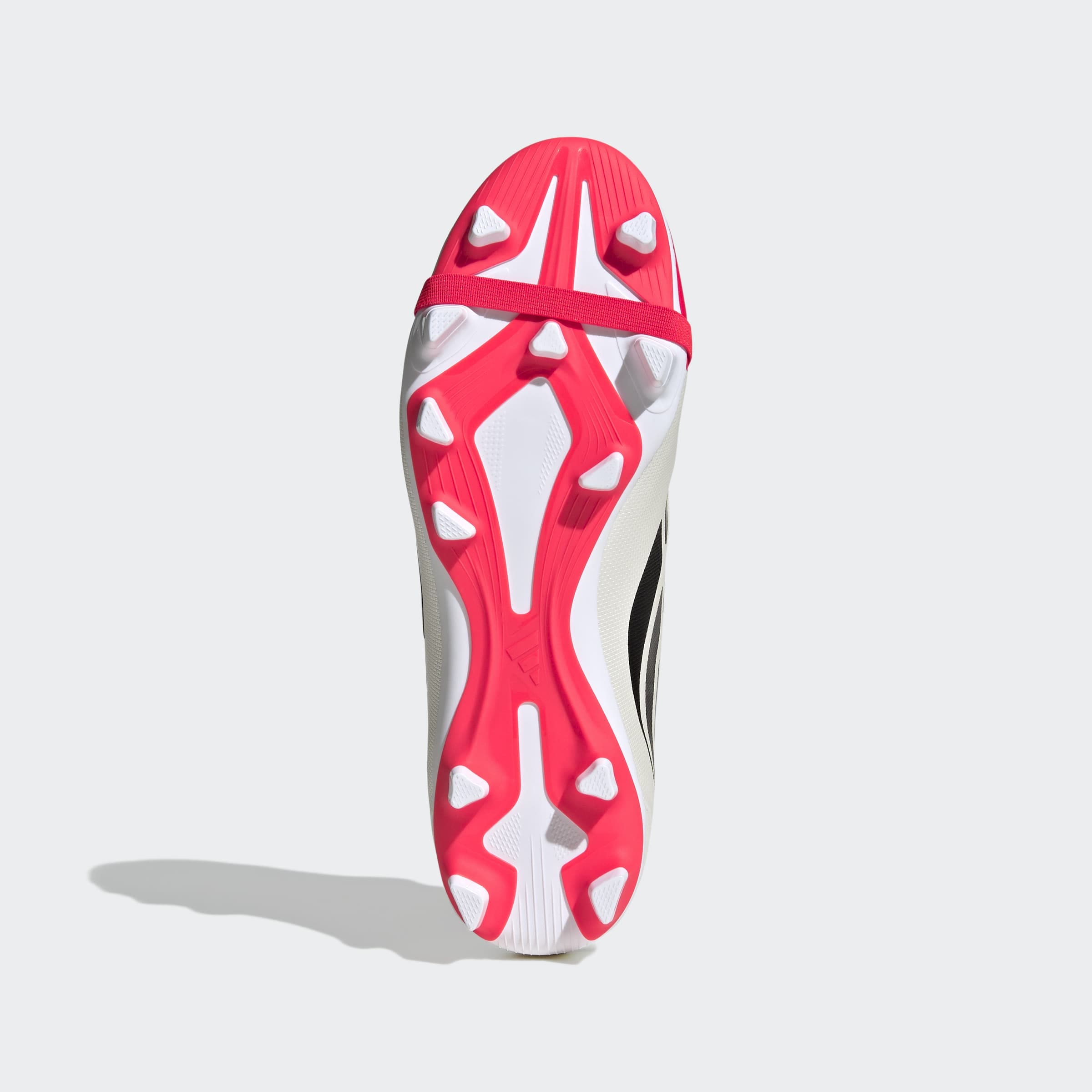 adidas Performance Fußballschuh »PREDATOR CLUB , FESTE/GEMISCHTE BÖDEN, UMSCHLAGBARE ZUNGE«  für viele verschiedene Böden geeignet