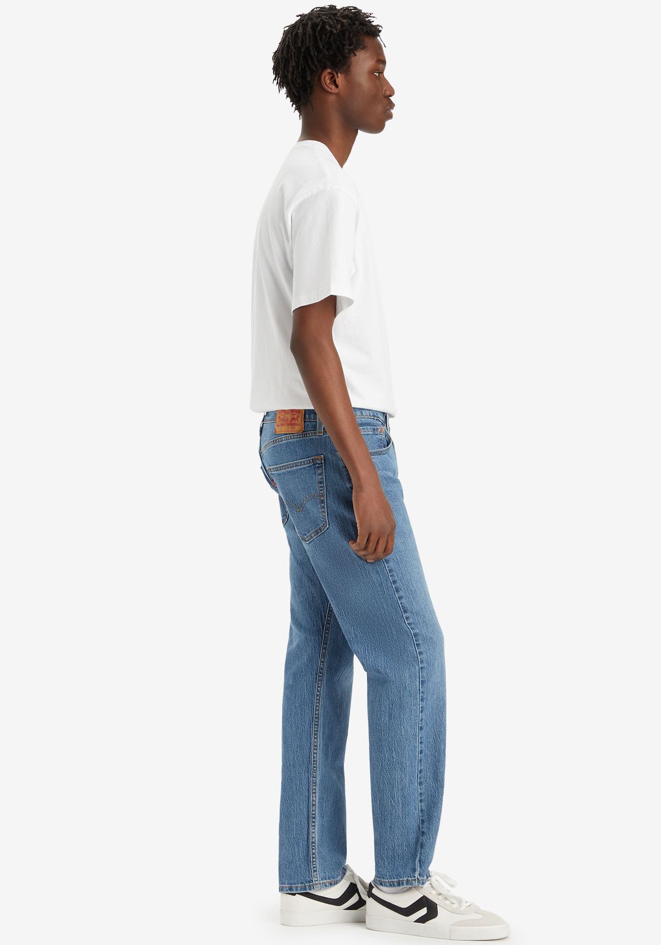 Levi's® Tapered-fit-Jeans »502 TAPER«, in elegantem, modernem Stil