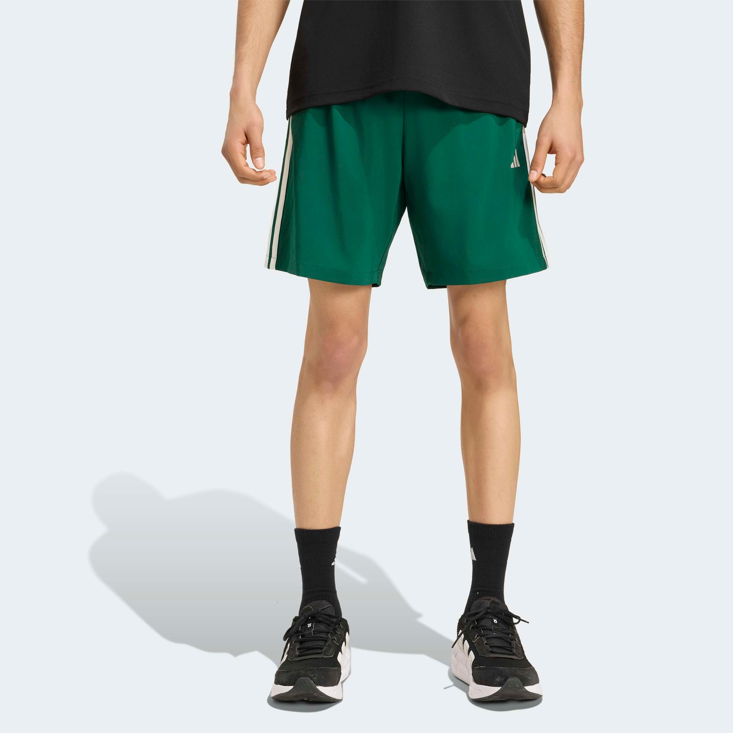 adidas Sportswear Shorts »ESSENTIALS 3-STREIFEN CHELSEA LITE, GEWEBT«