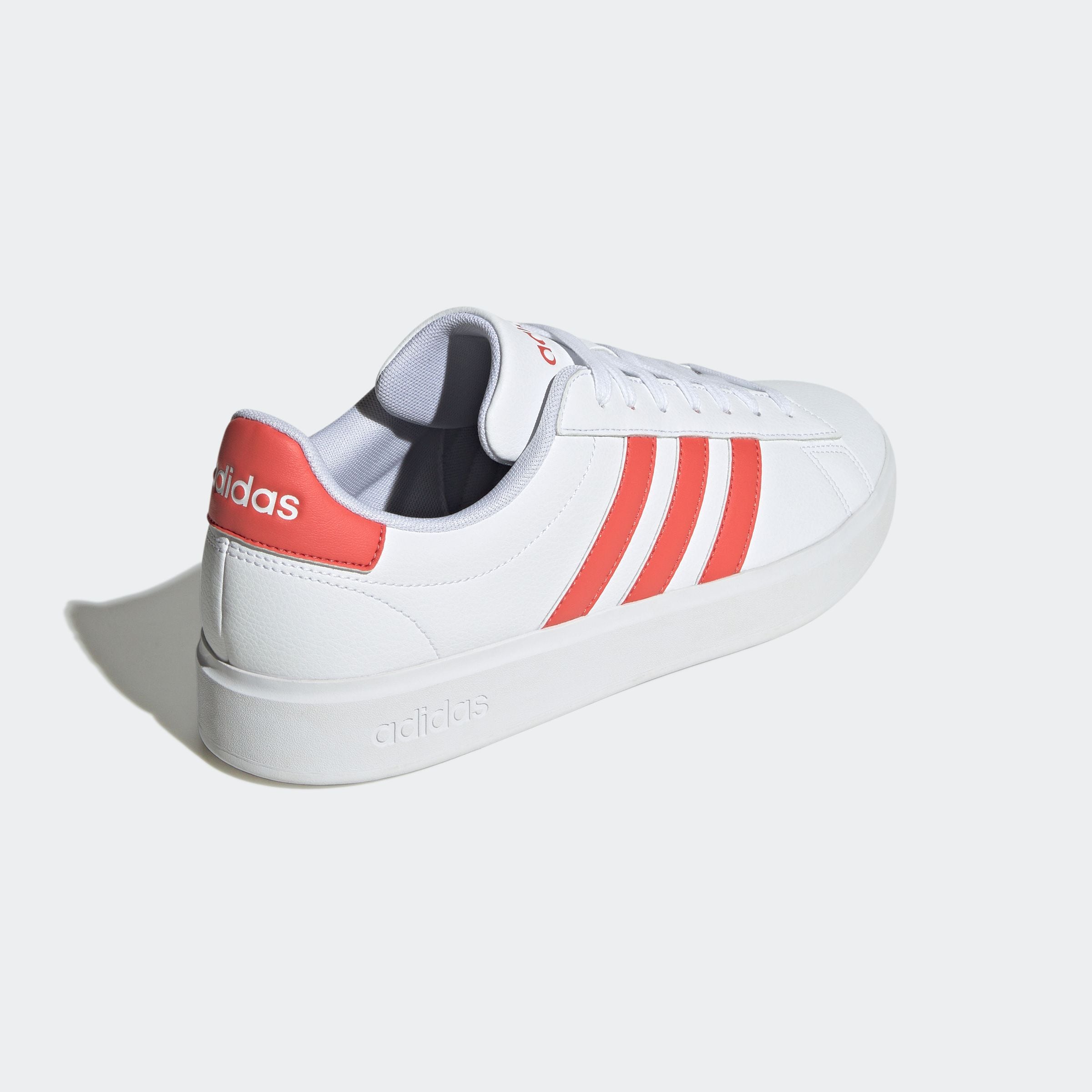 adidas Sportswear Sneaker »GRAND COURT CLOUDFOAM COMFORT«, Design auf den Spuren des adidas Superstar