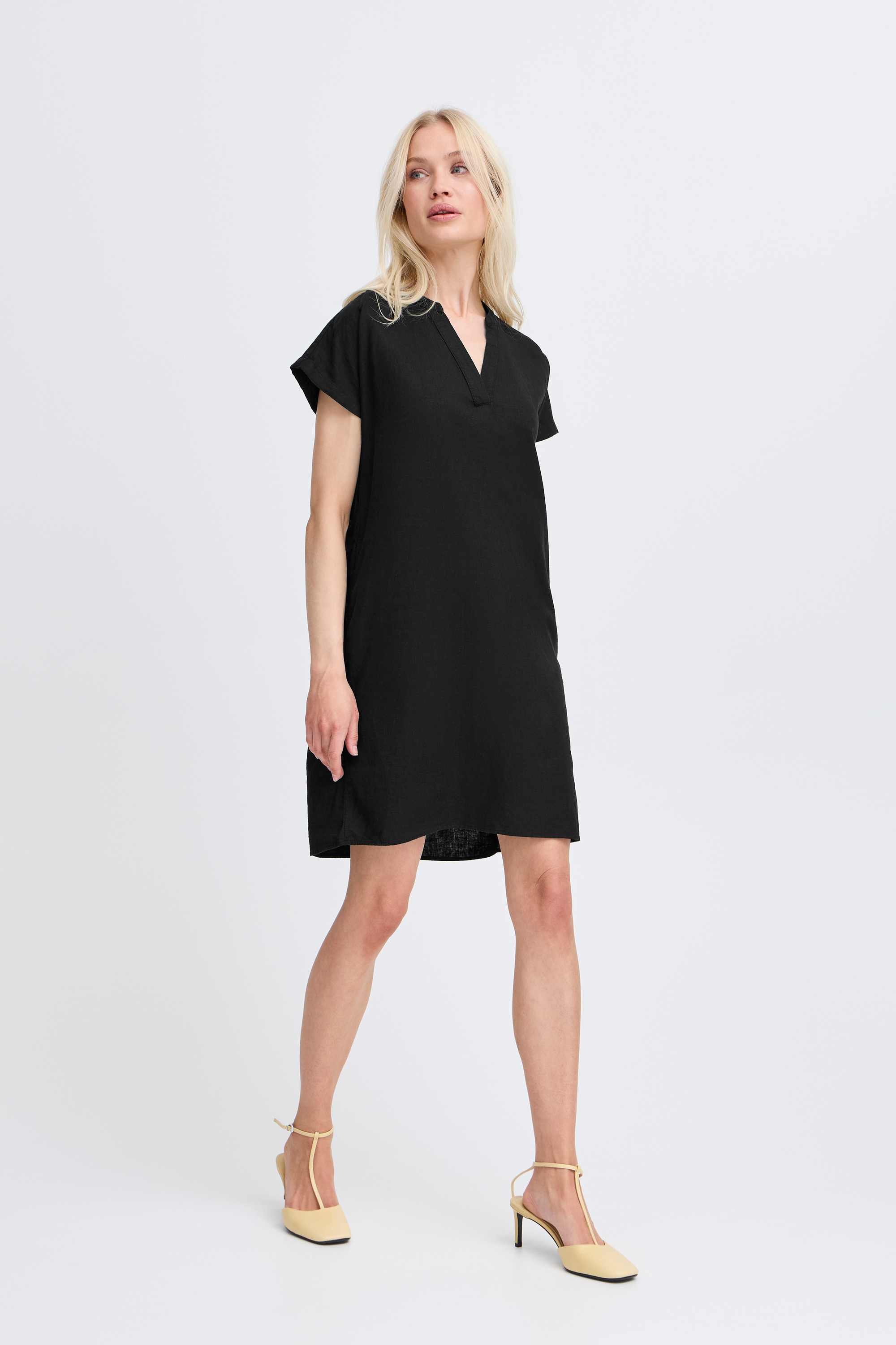 b.young Midikleid »Kleid BYFALAKKA«