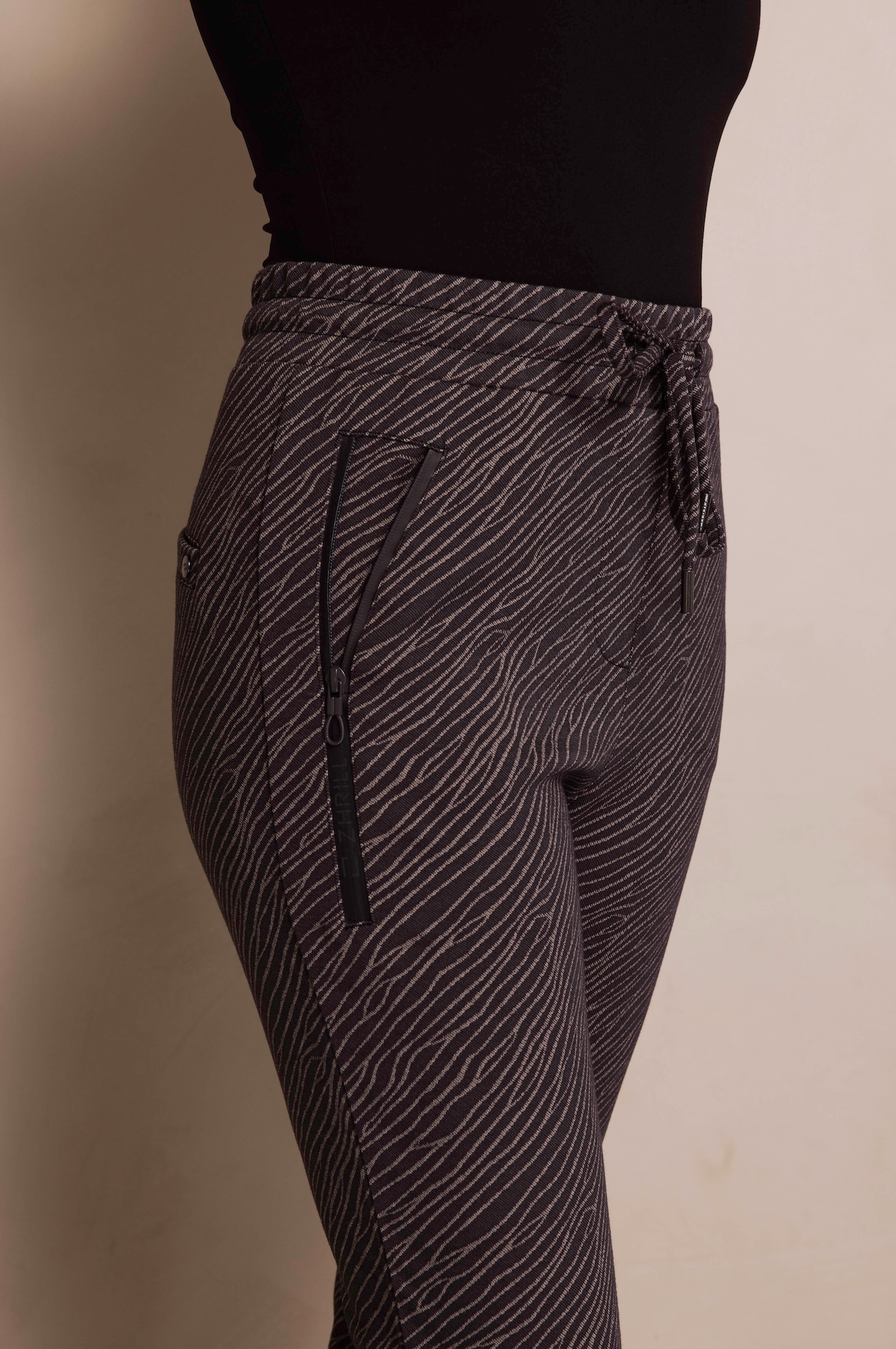 Zhrill Stoffhose »ZHFABIA«  mit Zebra Muster