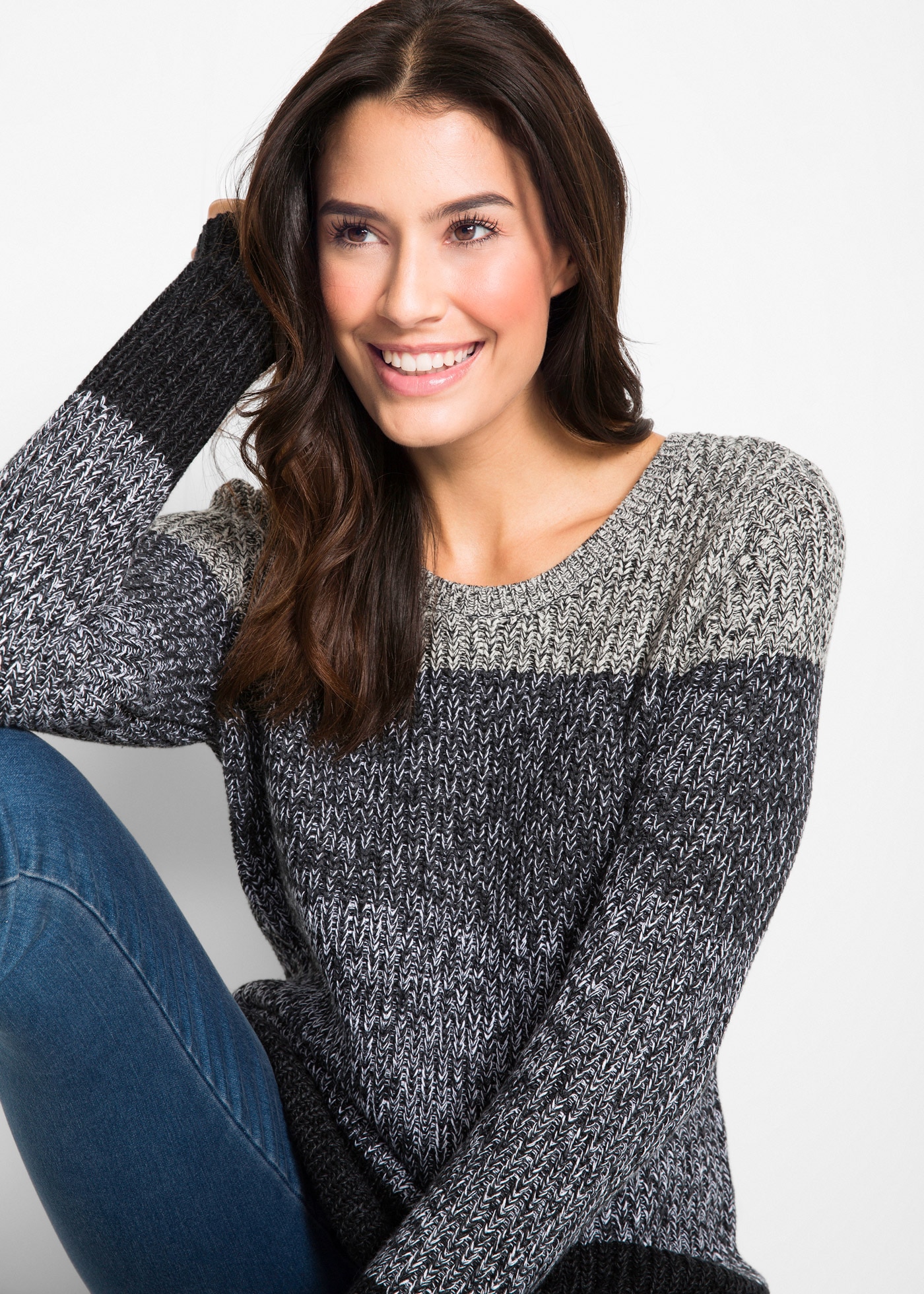 bonprix Strickpullover aus Baumwollmischung, ohne Verschluss, eng anliegende Passform