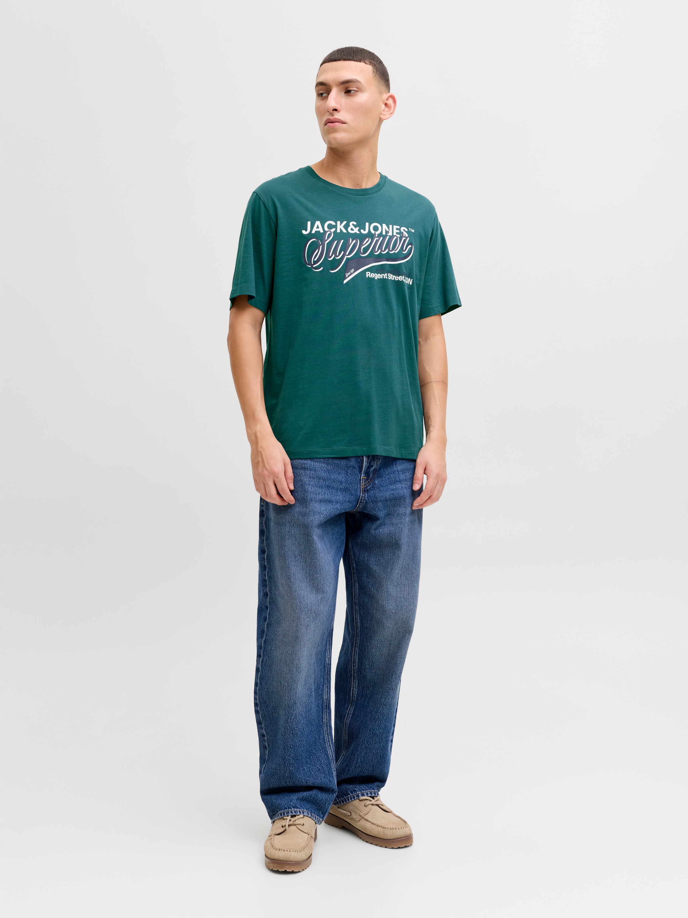 Jack & Jones Rundhalsshirt »JJELOGO TEE SS O-NECK 2 COL SS26 SN« mit Grafikprint