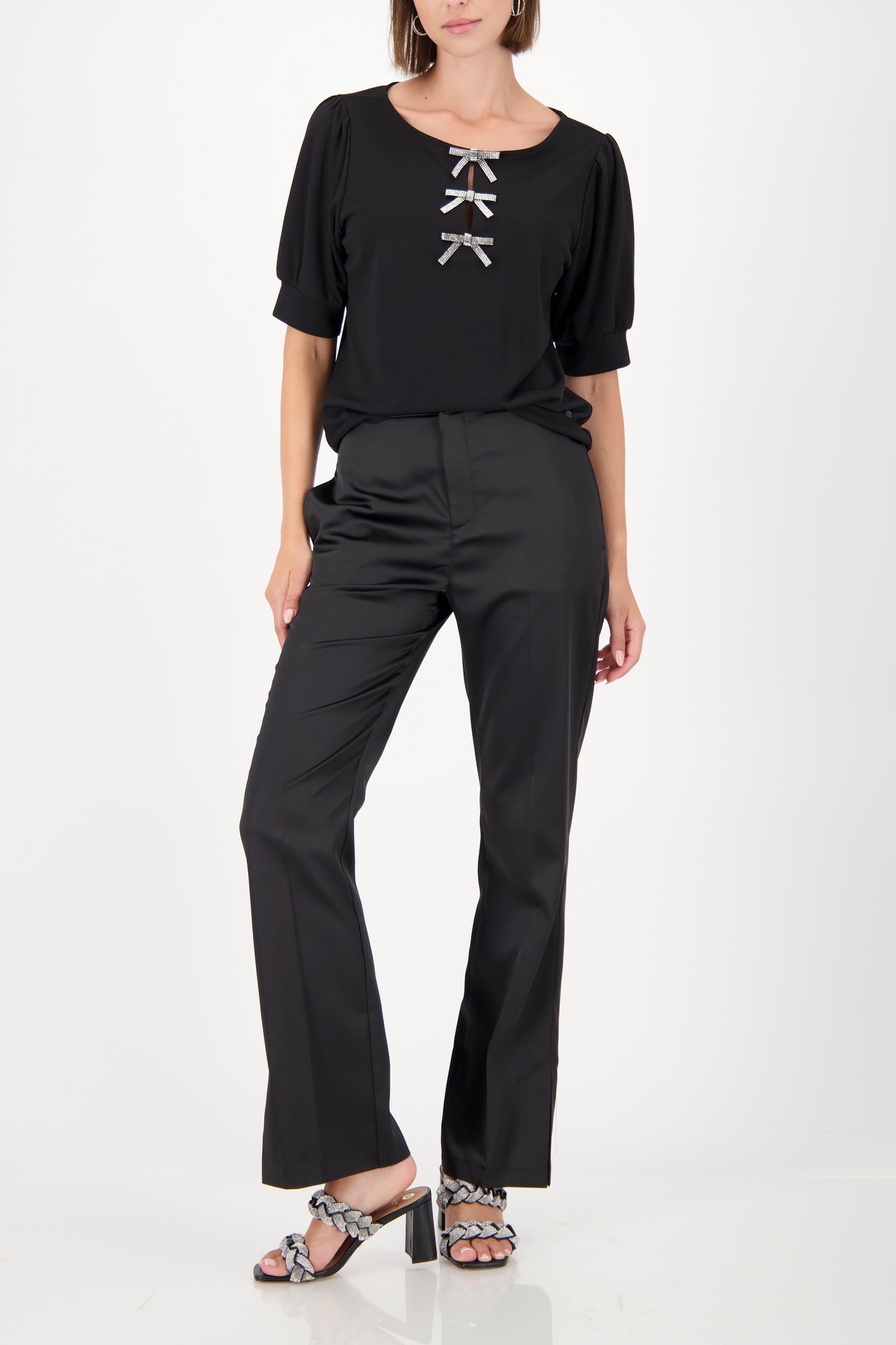 Monari Sweatshirt »Sweatshirt Schleifen«, Regular fit mit Schleifenverzierung
