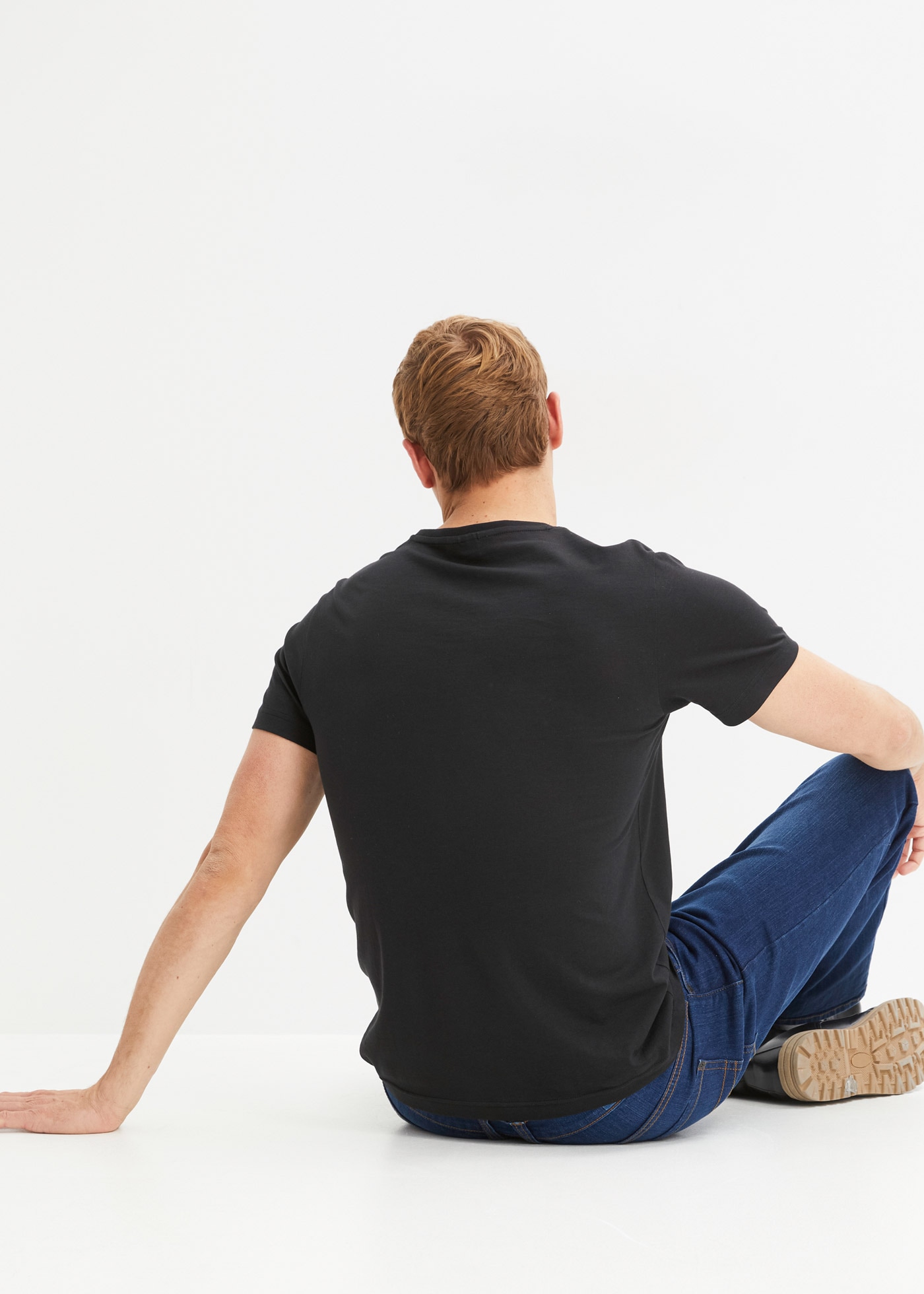 bonprix T-Shirt »T-Shirt mit V-Ausschnitt (3er Pack)« Packung, 3 Stk. Regular Fit, V-Ausschnitt, aus Baumwolle