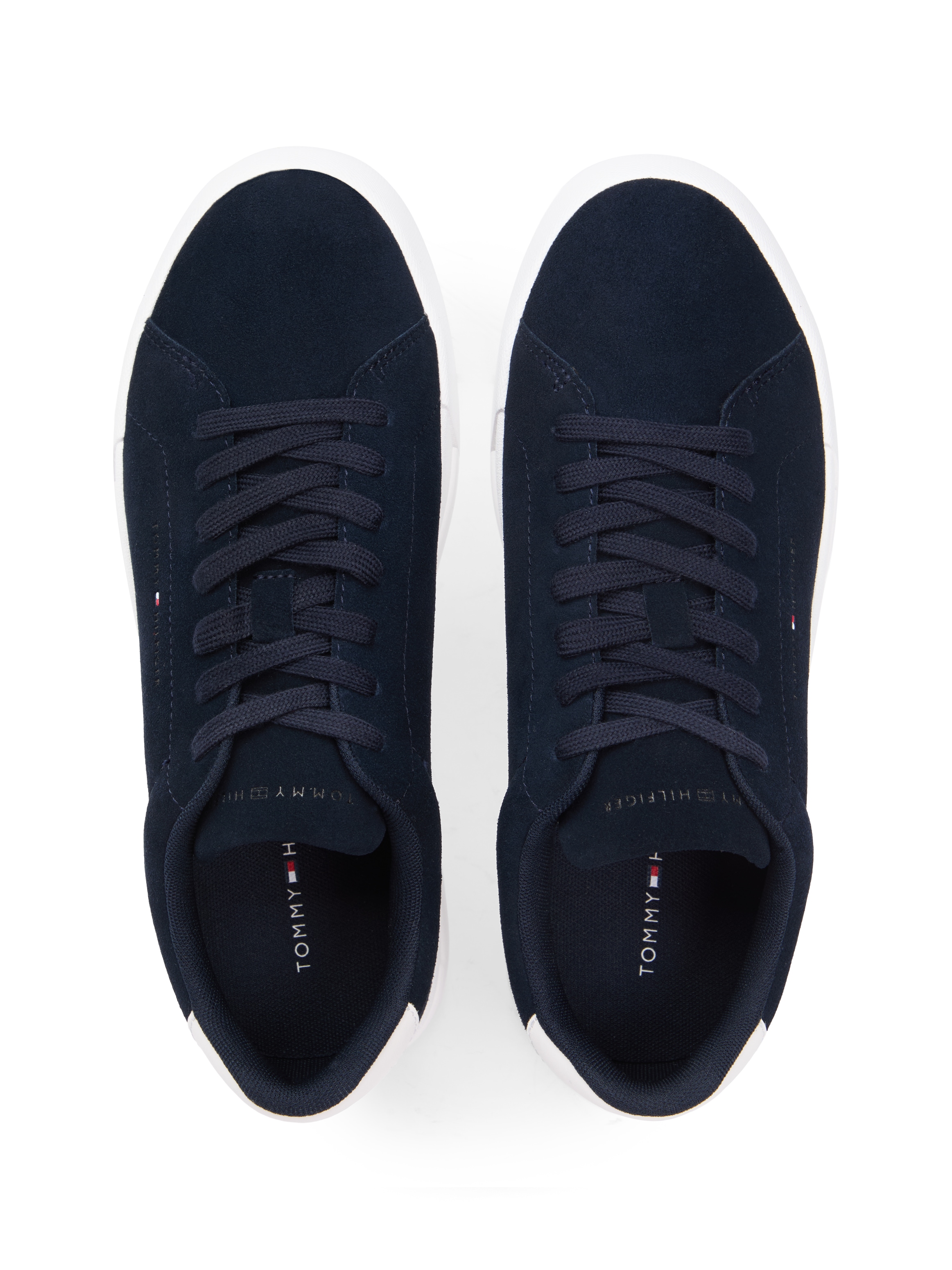 Tommy Hilfiger Sneaker »TH COURT CORE SUEDE«  Freizeitschuh, Halbschuh, Schnürschuh mit seitlicher Logoprägung