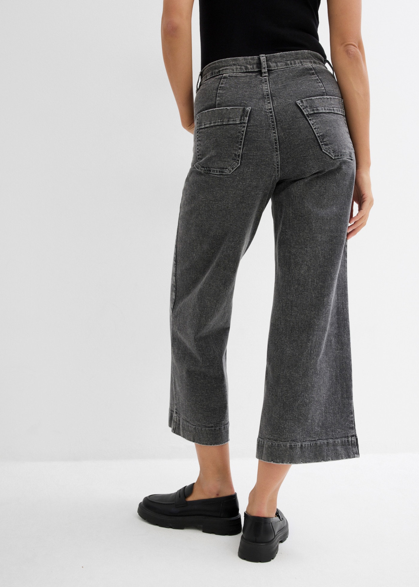 bonprix 7/8-Jeans verkürztes 7/8-Design, weites Bein, Loose Fit, mit Elasthan-Anteil