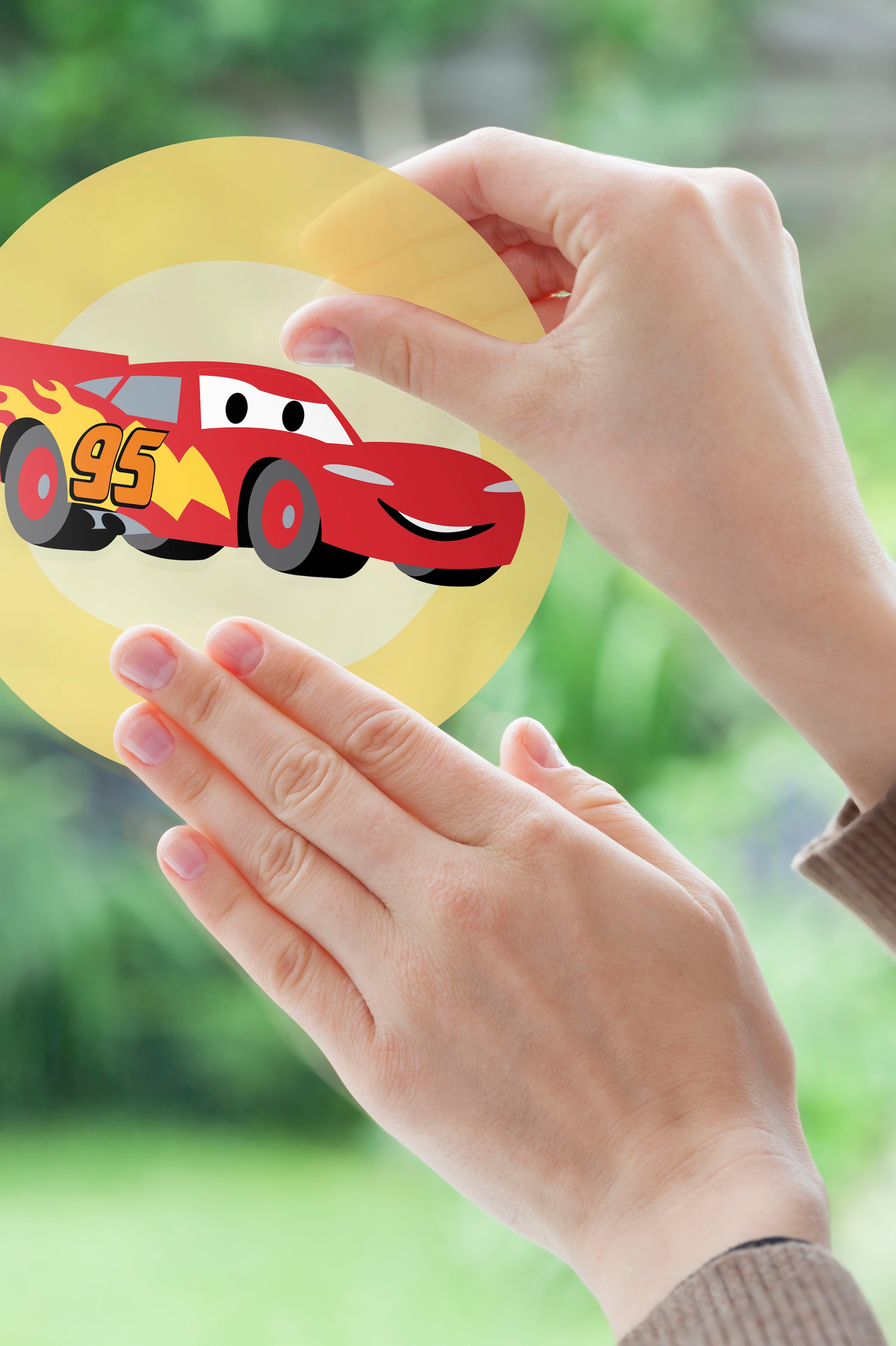 Komar Fensterbild »Cars Ka-Chow Bubbles - Größe 30 x 30 cm, 2 Bogen« Fenstersticker, selbsthaftend