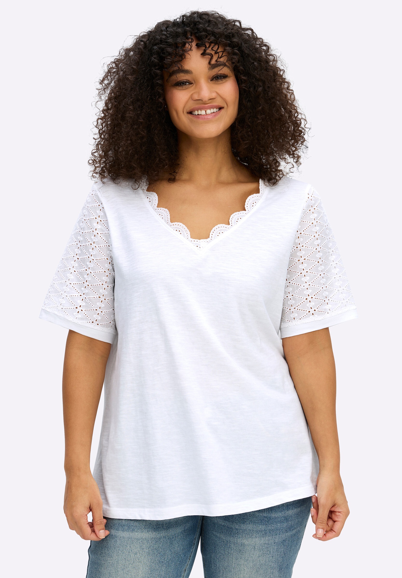 sheego by Joe Browns T-Shirt »Shirt V-Shirt mit Lochstickereien und Muschelsaumkante«