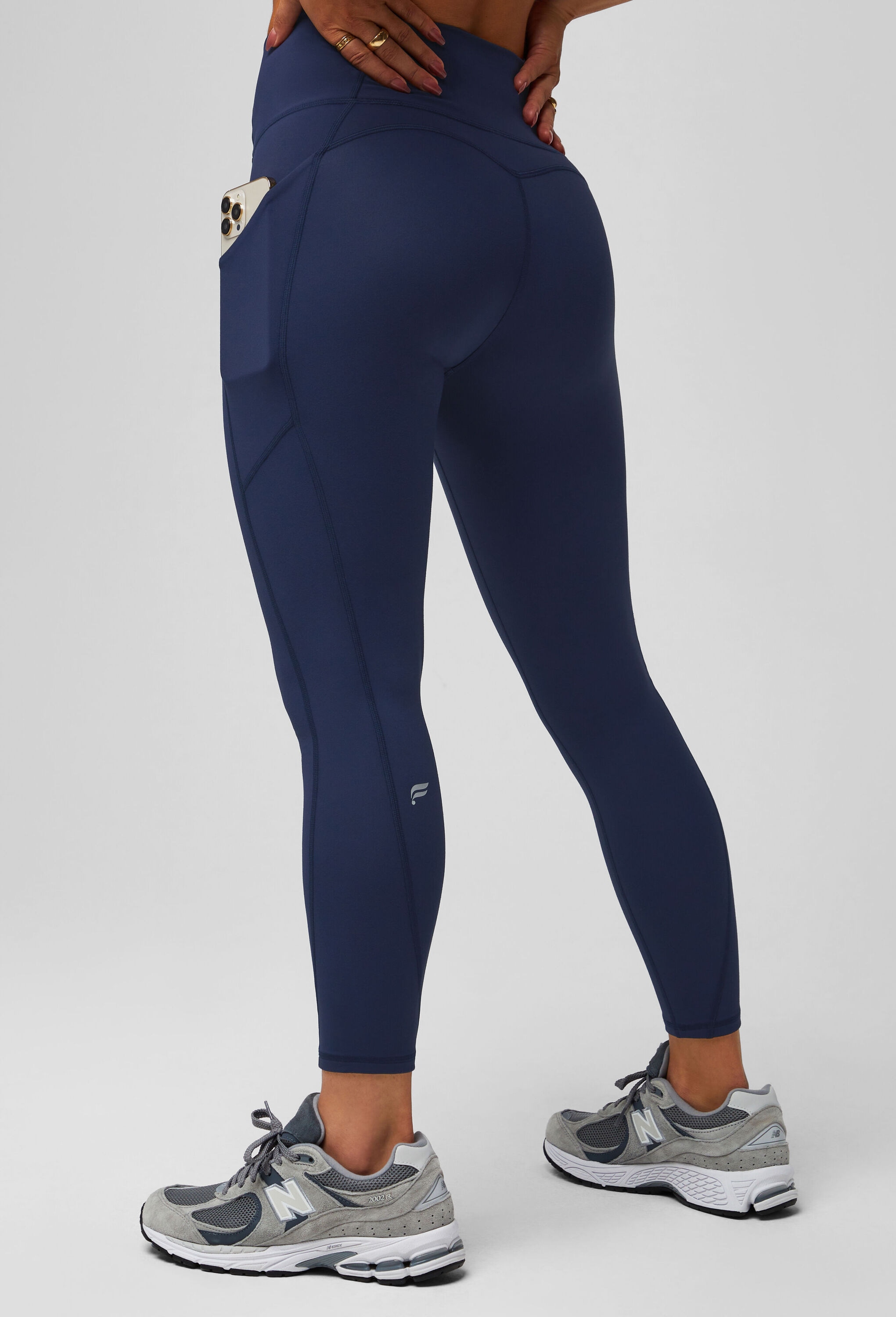 Fabletics Leggings »Fabletics Leggings Oasis PureLuxe High-Waisted 7/8 Leggings«  aus blickdichtem Stoff und mit mittlerer Kompression