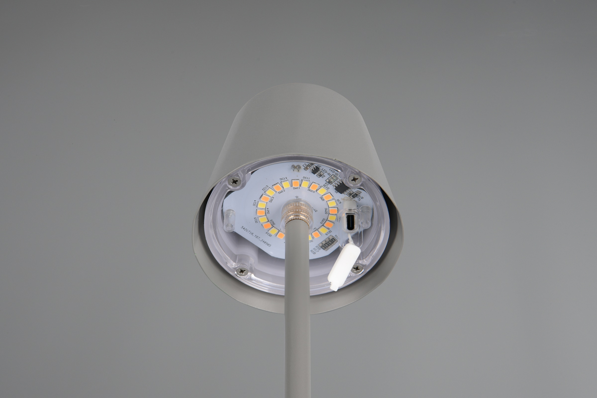 REALITY Leuchten LED Tischleuchte »DIAZ, Outdoor Akku Tischlampe Höhe 21 cm Ø 8,5 cm, IP44, Touchdimmer« LED-Board 1 Stk. Farbwechsler | warmweiß - kaltweiß CCT Lichtfarbe einstellbar 2700-6500K, 160 Lumen, 1,6W, USB Anschluss