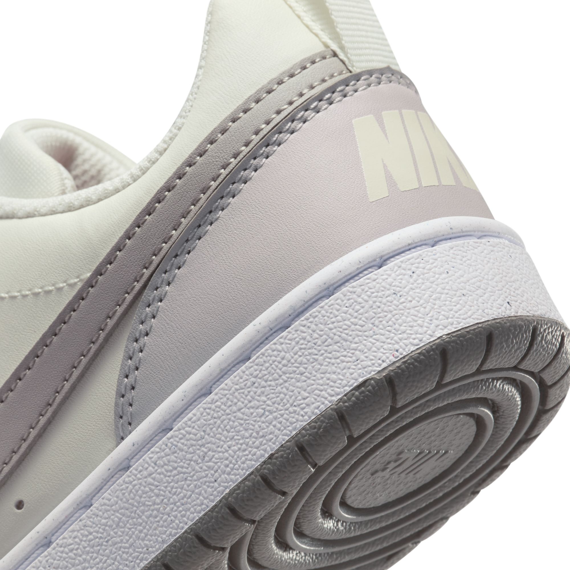Nike Sportswear Sneaker »Court Borough Low Recraft (GS)«  Design auf den Spuren des Air Force 1