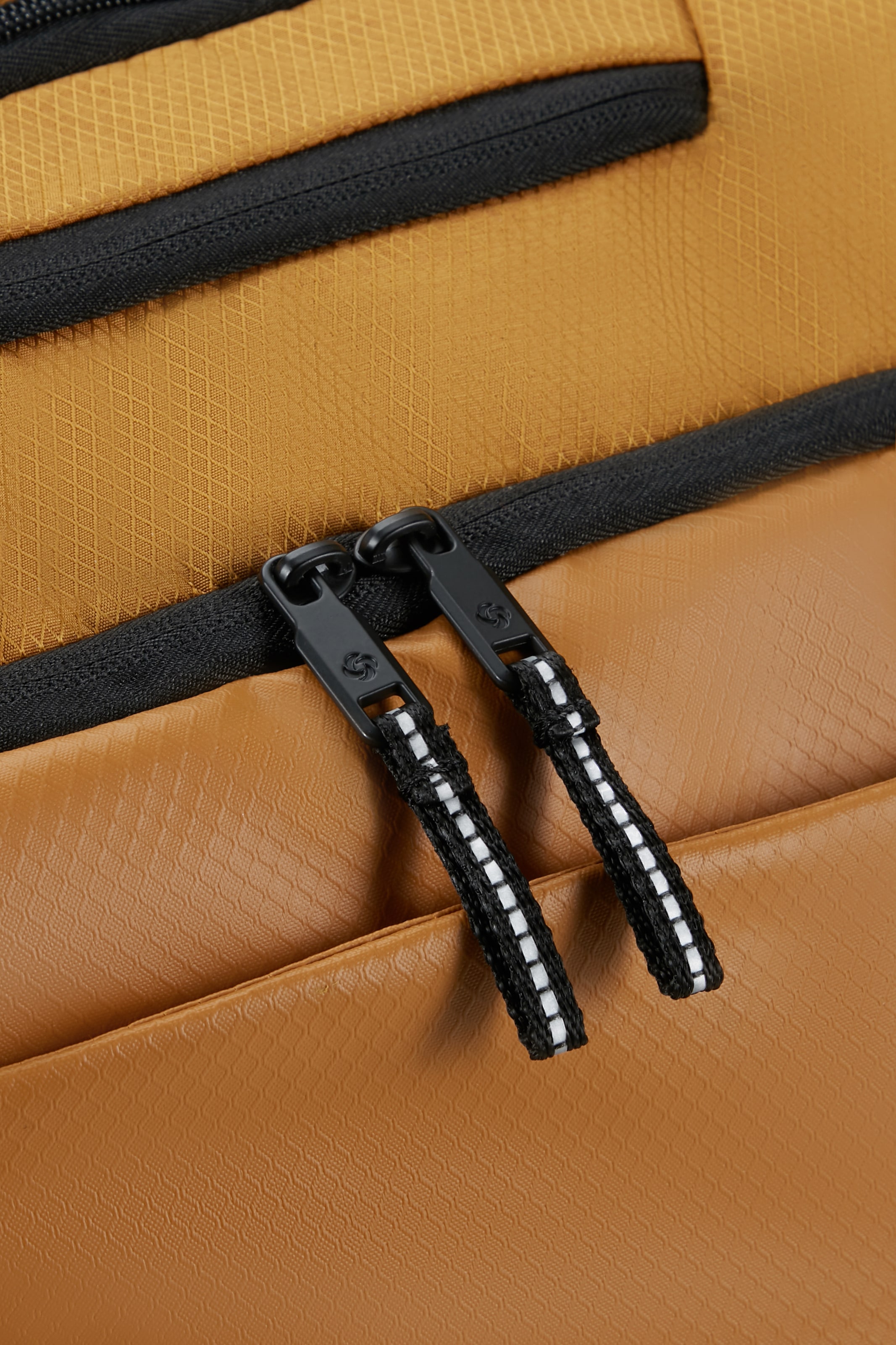 Samsonite Reisetasche »ARMOX, 55 cm«, Duffle mit Rollen TSA-Schloss Packgurte Trolley-Gestänge