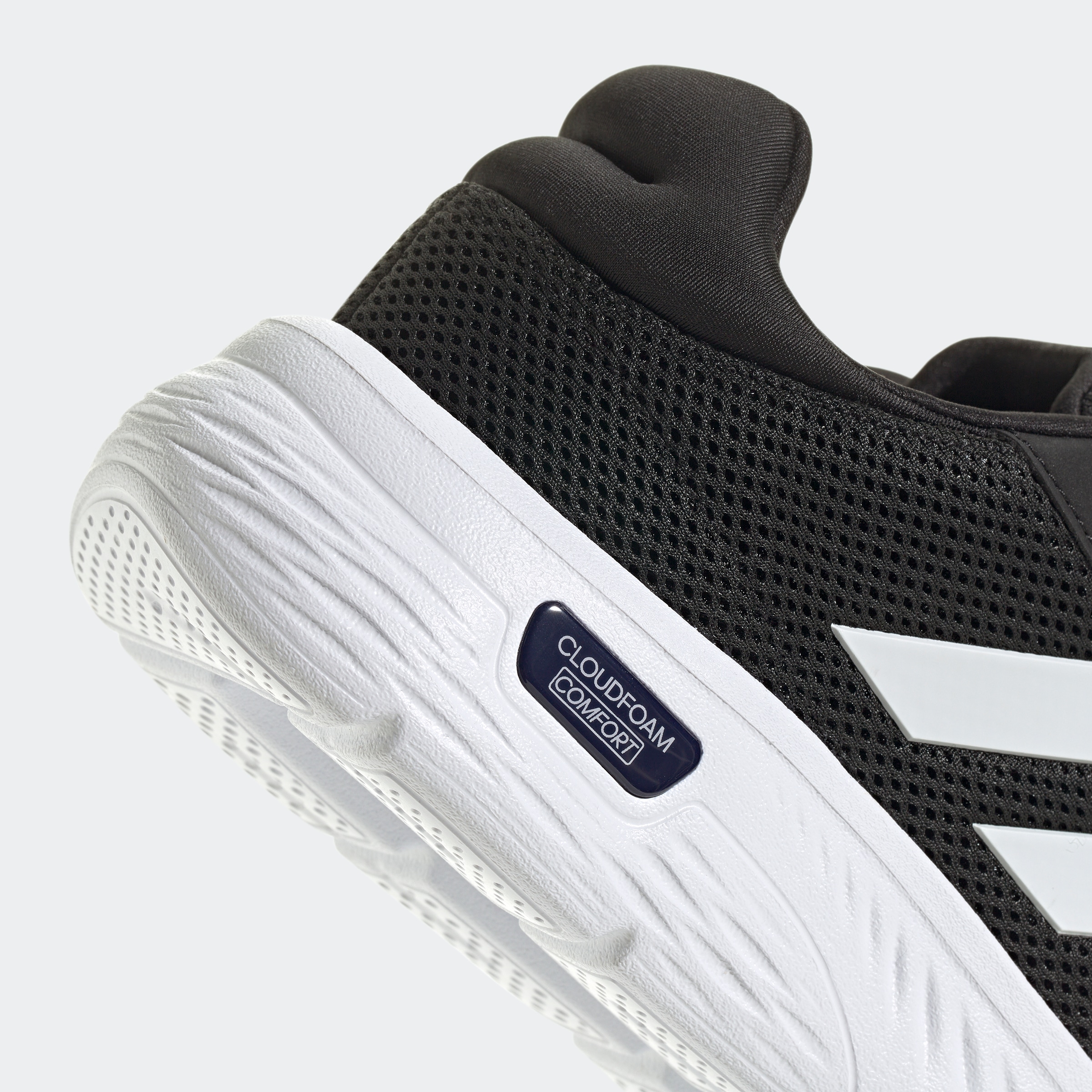 adidas Sportswear Walkingschuh »CLOUDFOAM COMFY«