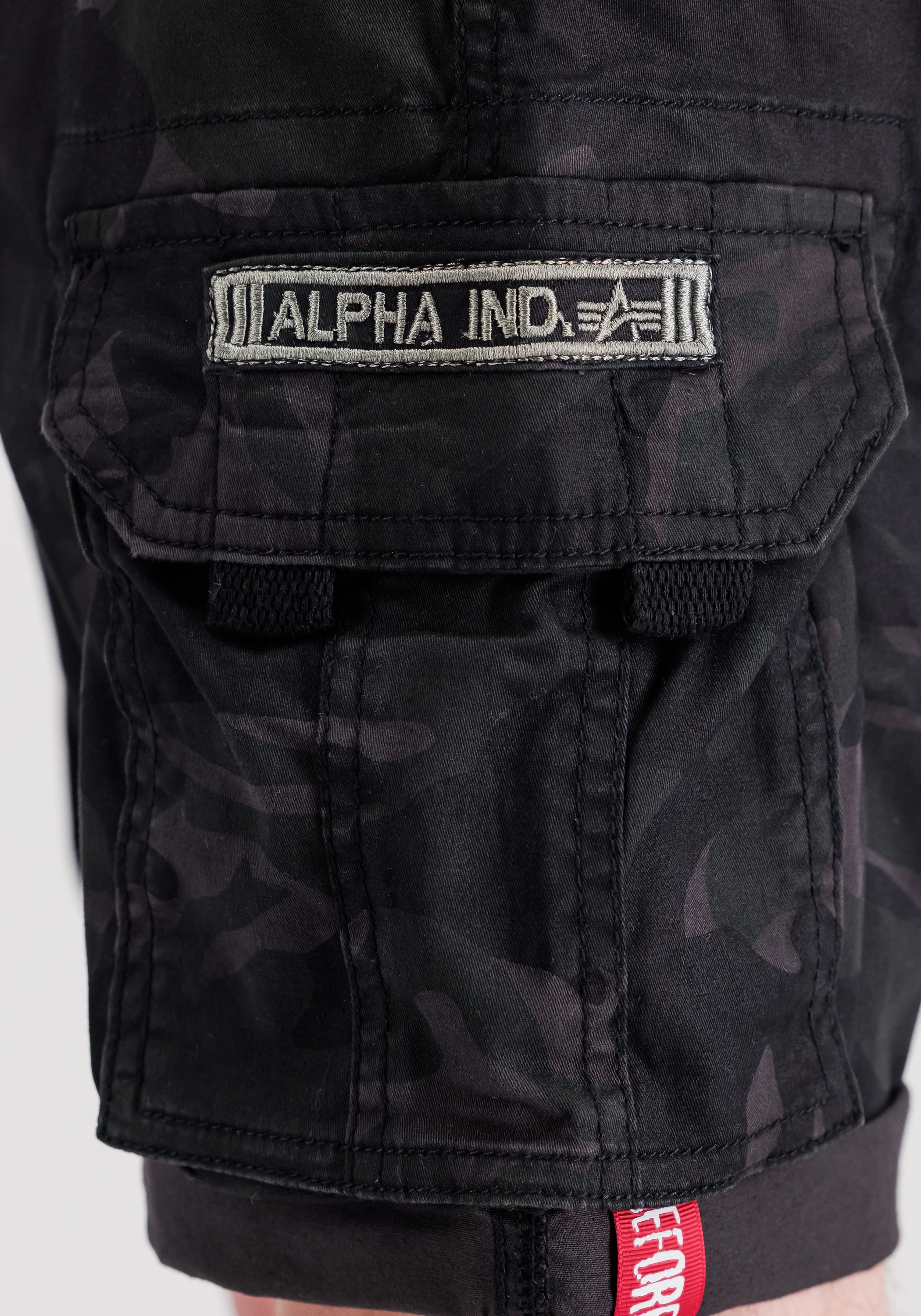 Alpha Industries Shorts »Crew Short Camo«