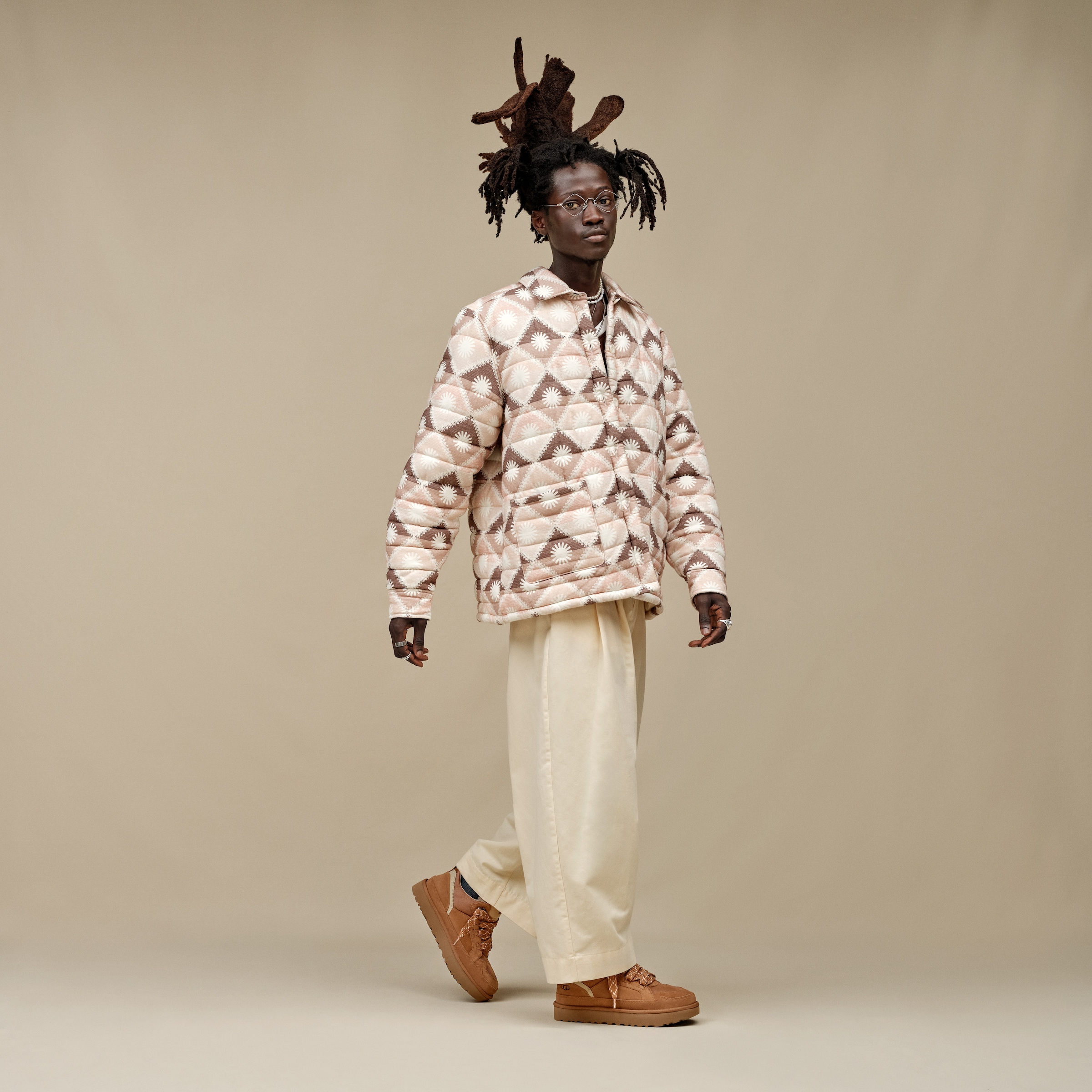 UGG Sneaker »LOWMEL«, Schnürschuh mit gepolstertem Schaftrand