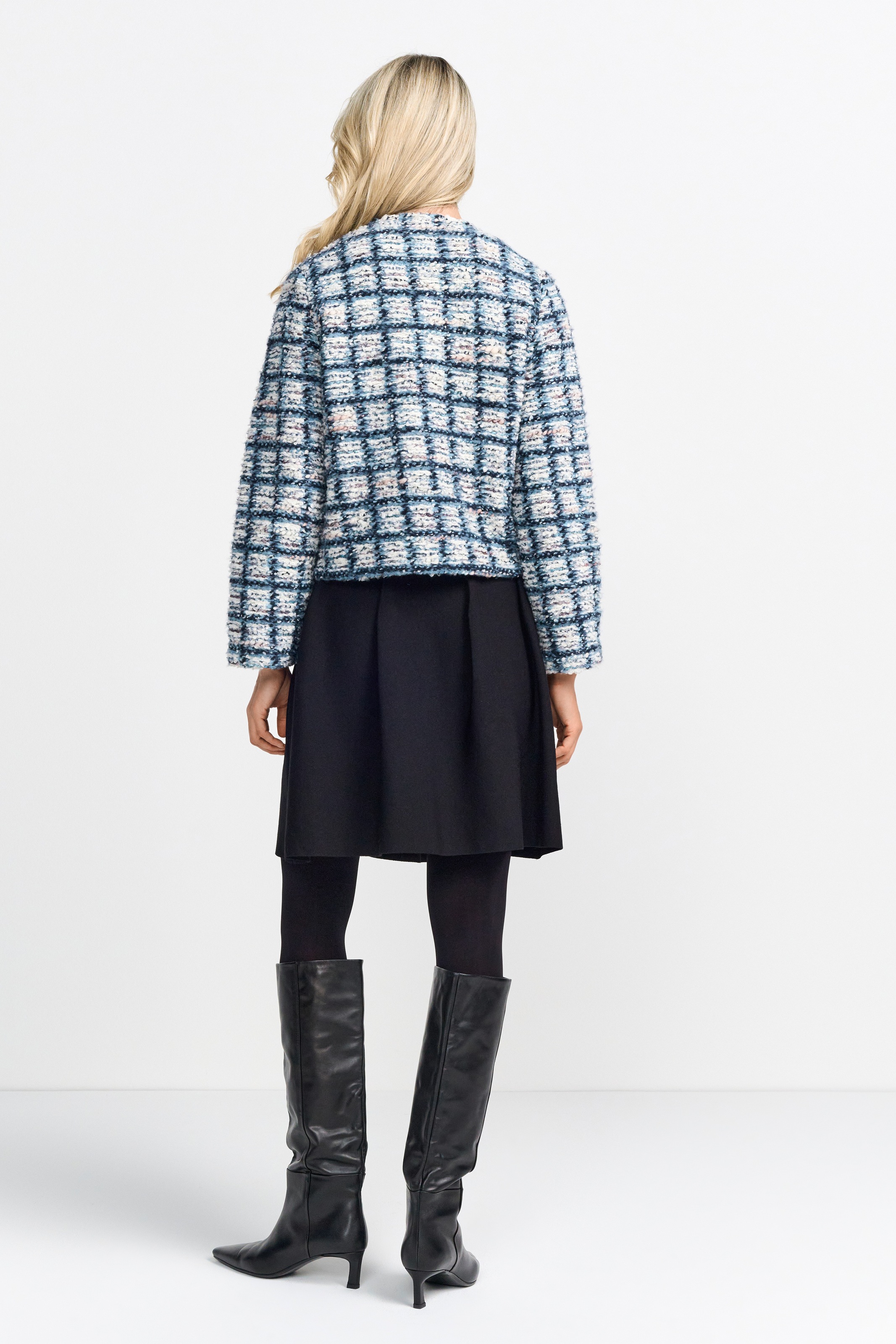 RICHROYAL Kurzblazer, Mit Glitzerdetails in der Wolle