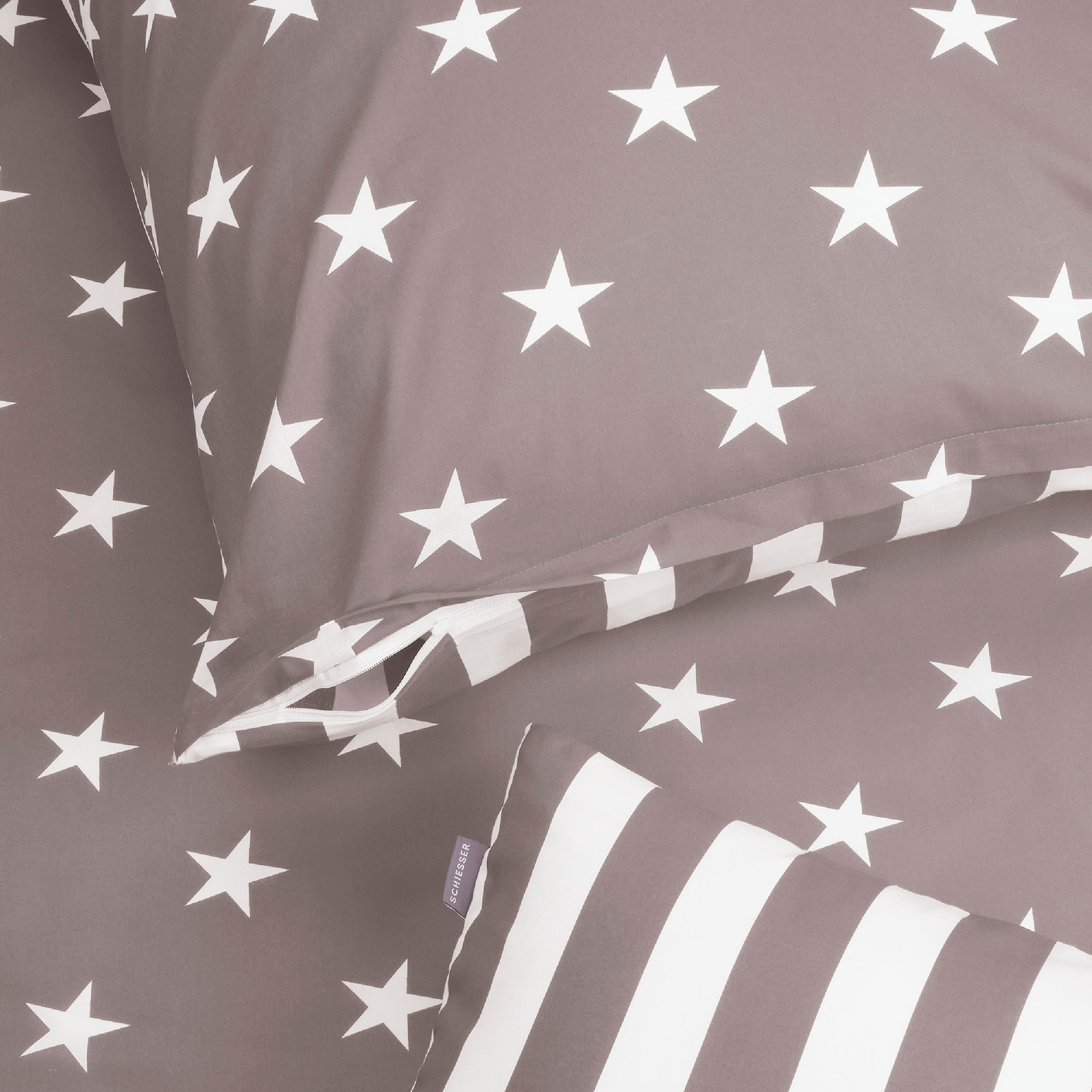 Schiesser Wendebettwäsche »Stars & Stripes aus weicher Baumwolle mit Sternenprint« 2 Stk. MADE IN GREEN by OEKO-TEX®-zertifiziert