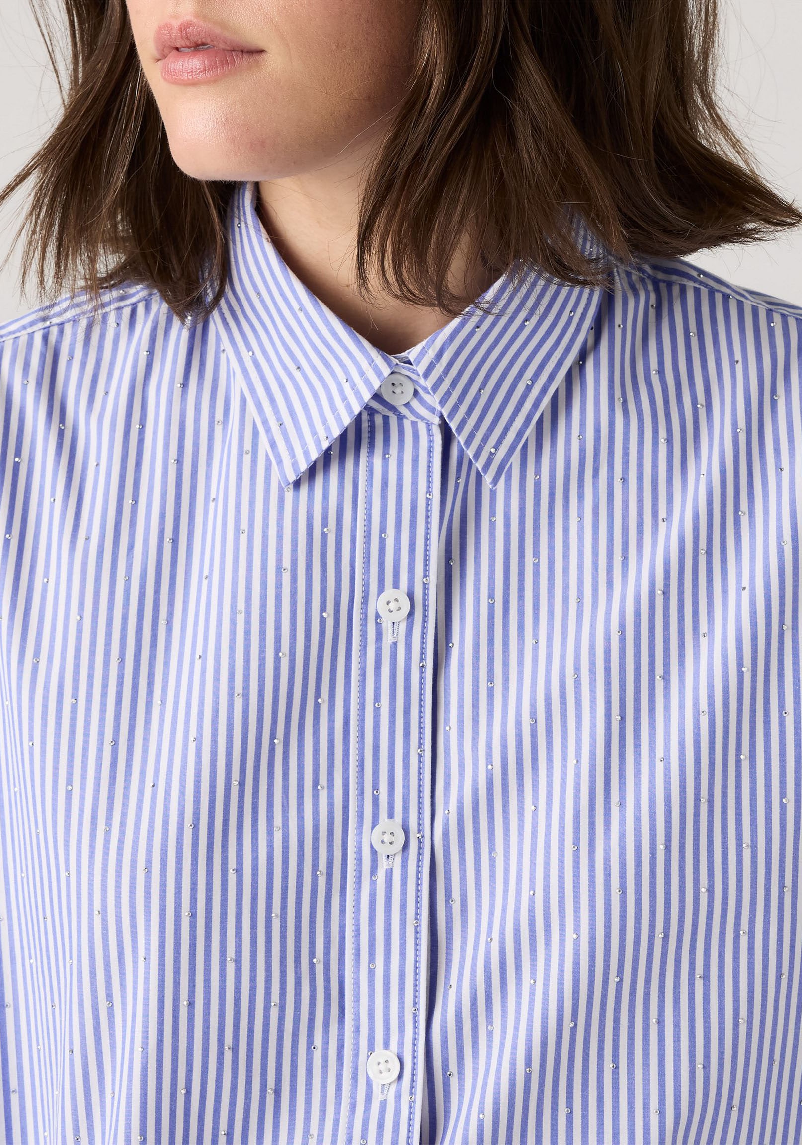 Levi's® Hemdbluse »CROPPED HARLIE SH«, Klassischer Hemdblusenkragen