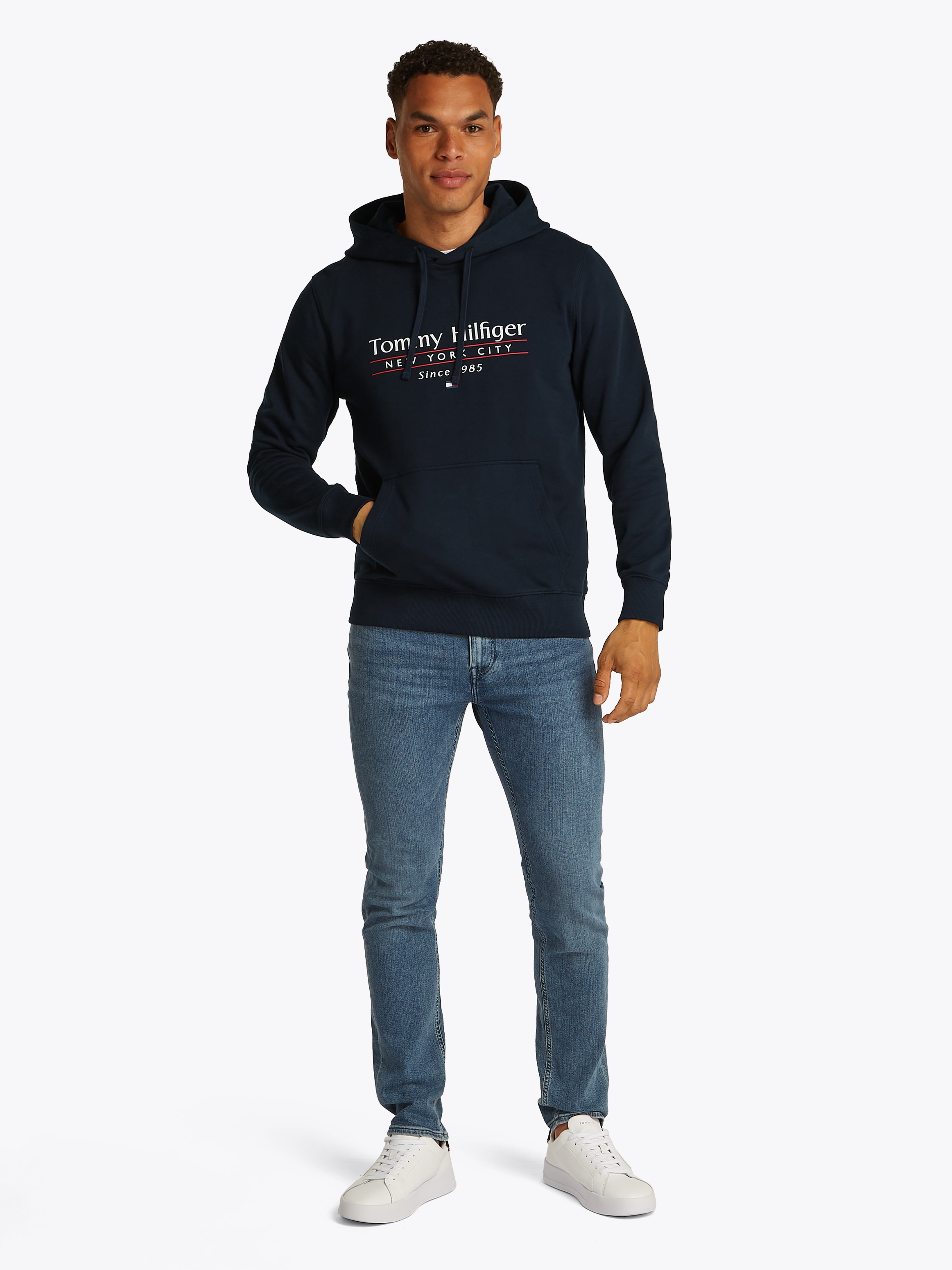Tommy Hilfiger Hoodie »HILFIGER CENTER STACK HOODY«, mit großem mehrfarbigen Print