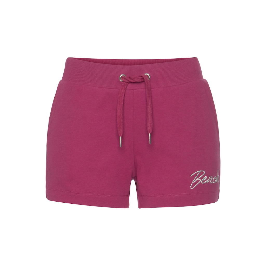 Bench. Sweatshorts, mit glänzender Logostickerei, Loungewear
