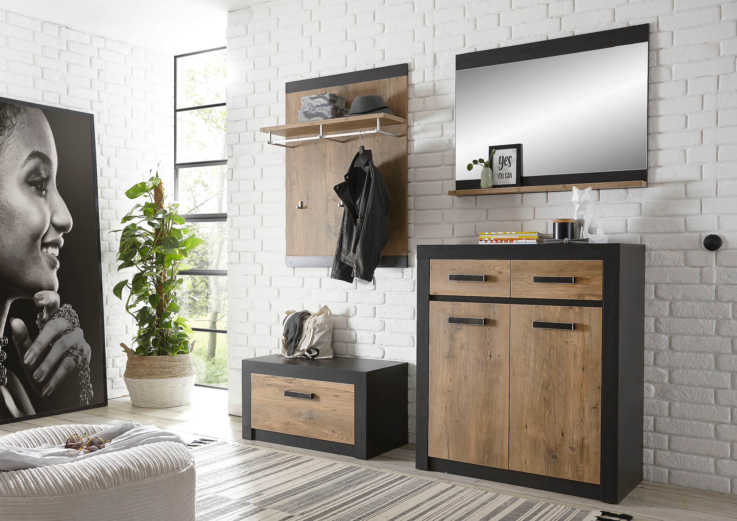 INOSIGN Garderoben-Set »BRÜGGE«, (Komplett-Set, 4 St., bestehend aus Garderobenbank und -paneel, Kommde, Spiegel), mit einer dekorativen Rahmenoptik