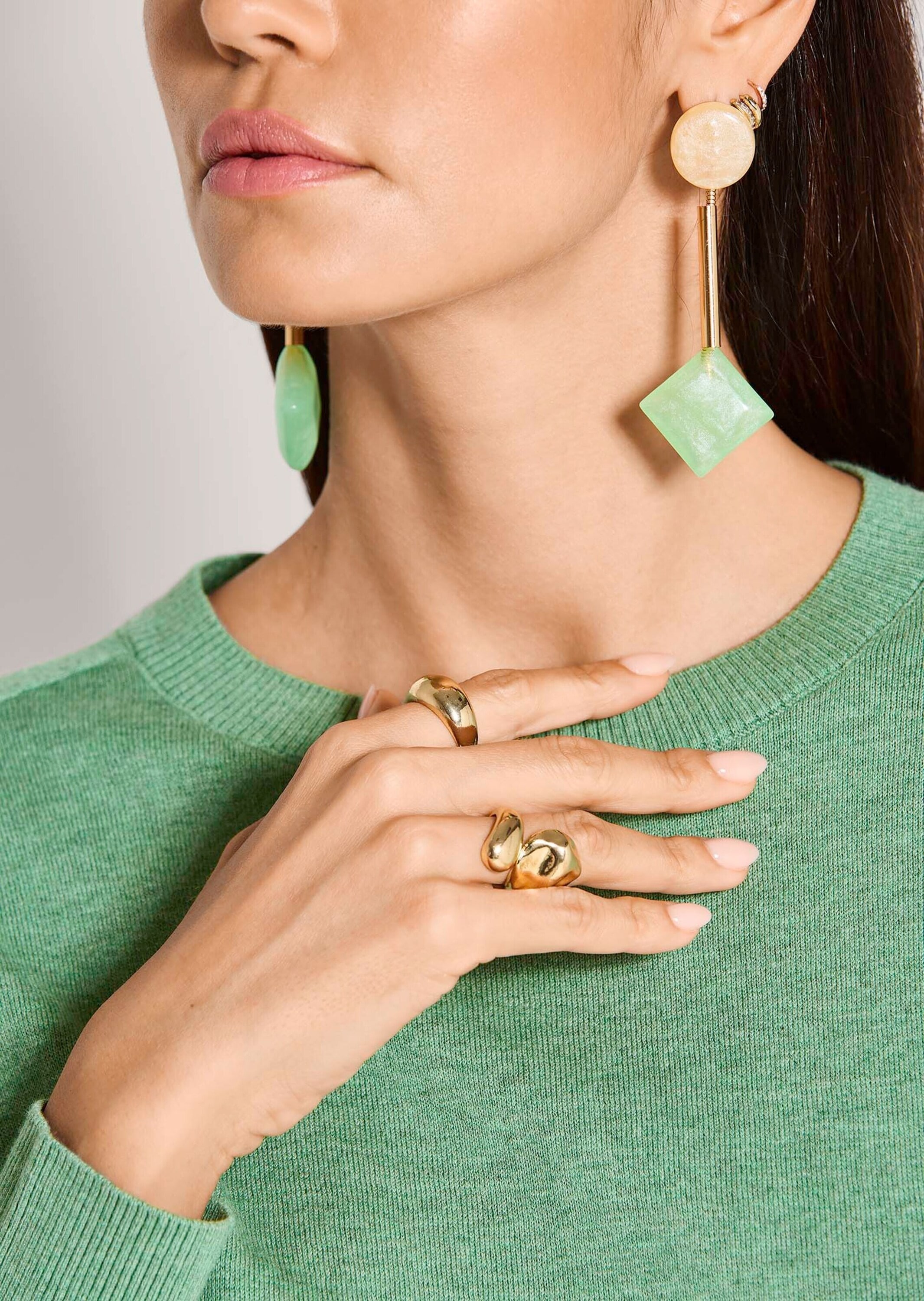 MADELEINE Longpullover »Feinstrickpullover Basic-Pullover mit Rundhals« Ärmel mit Sattel