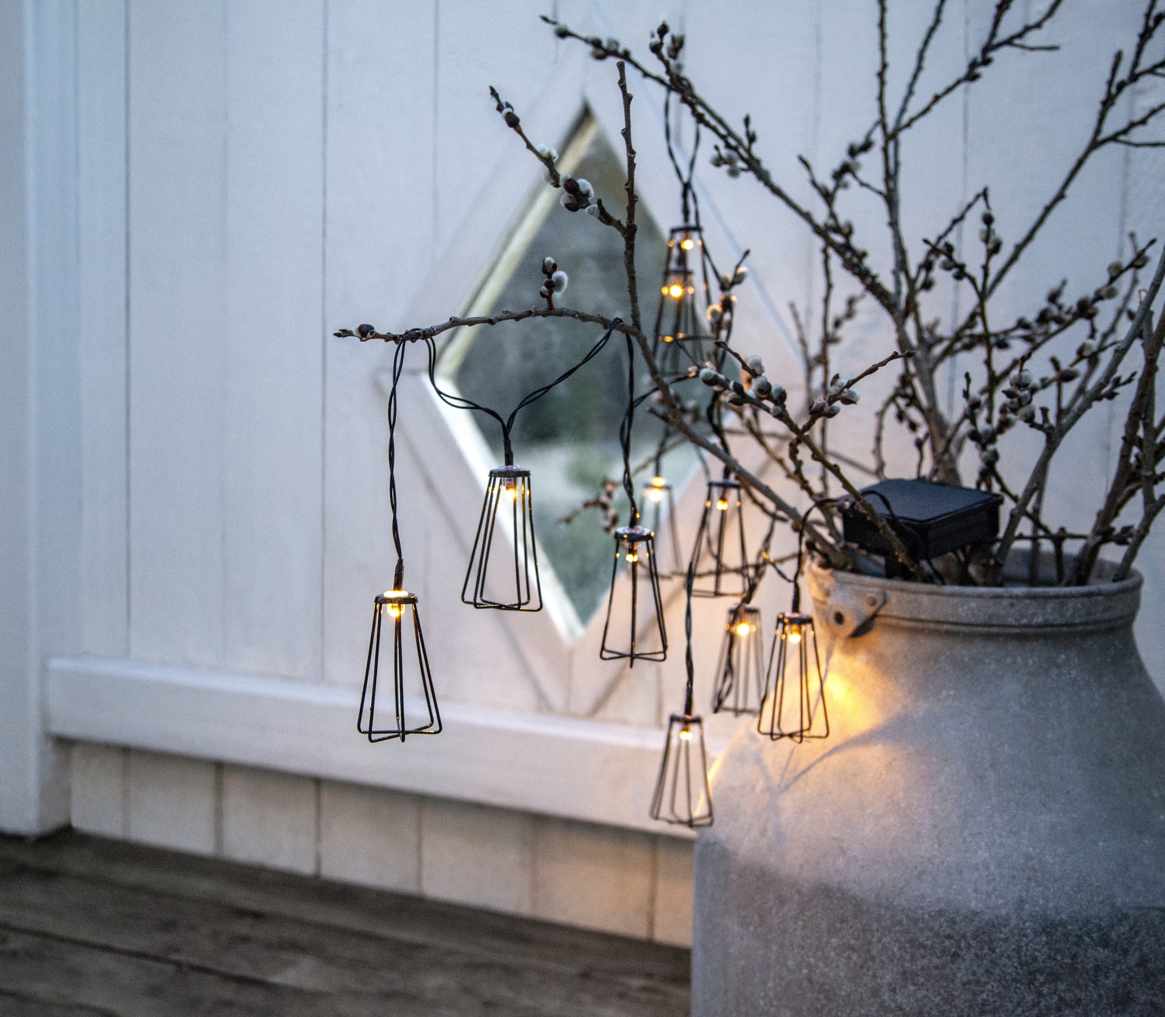 Parforce Traditional Hunting LED-Lichterkette »Eddy« 10 Stk.-flammig Metall, ca. 1,8 m + 2 m Zuleitung, Akku, outdoor, Vierfarb-Karton