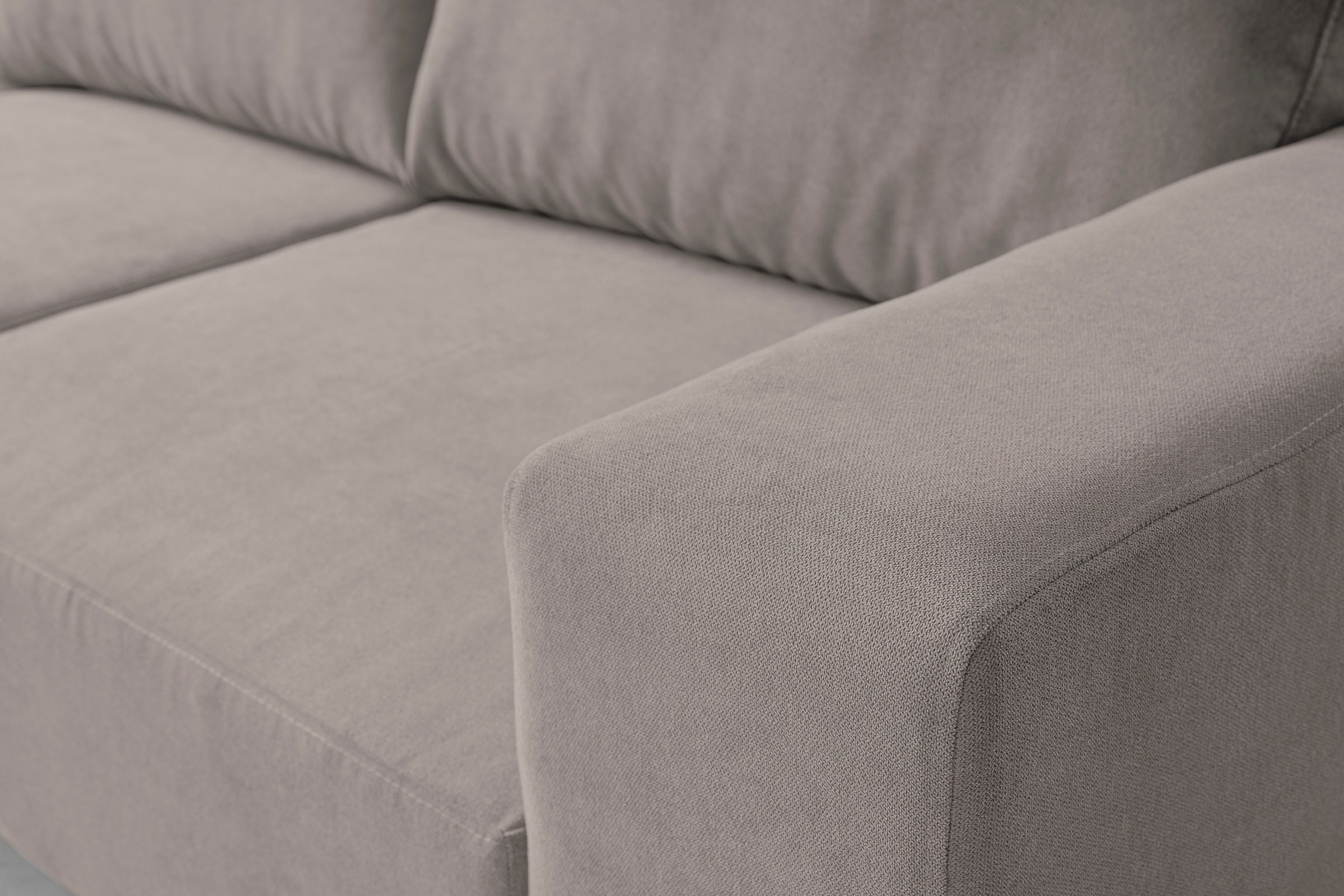 WERK2 Ecksofa »Fortuna modern und elegant, bequem, Breite 294cm, bodenfrei, L-Form« Moderne, elegante Polsterecke, Komfortpolsterung und losen Kissen.
