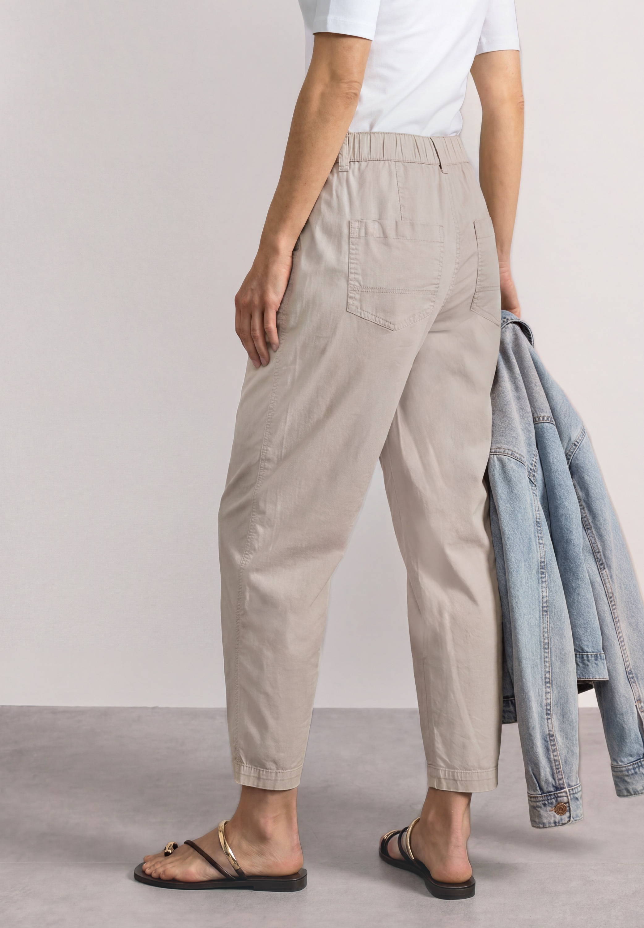 STREET ONE Stoffhose »Style Karlie«  Sommerhose in Papertouch-Qualität