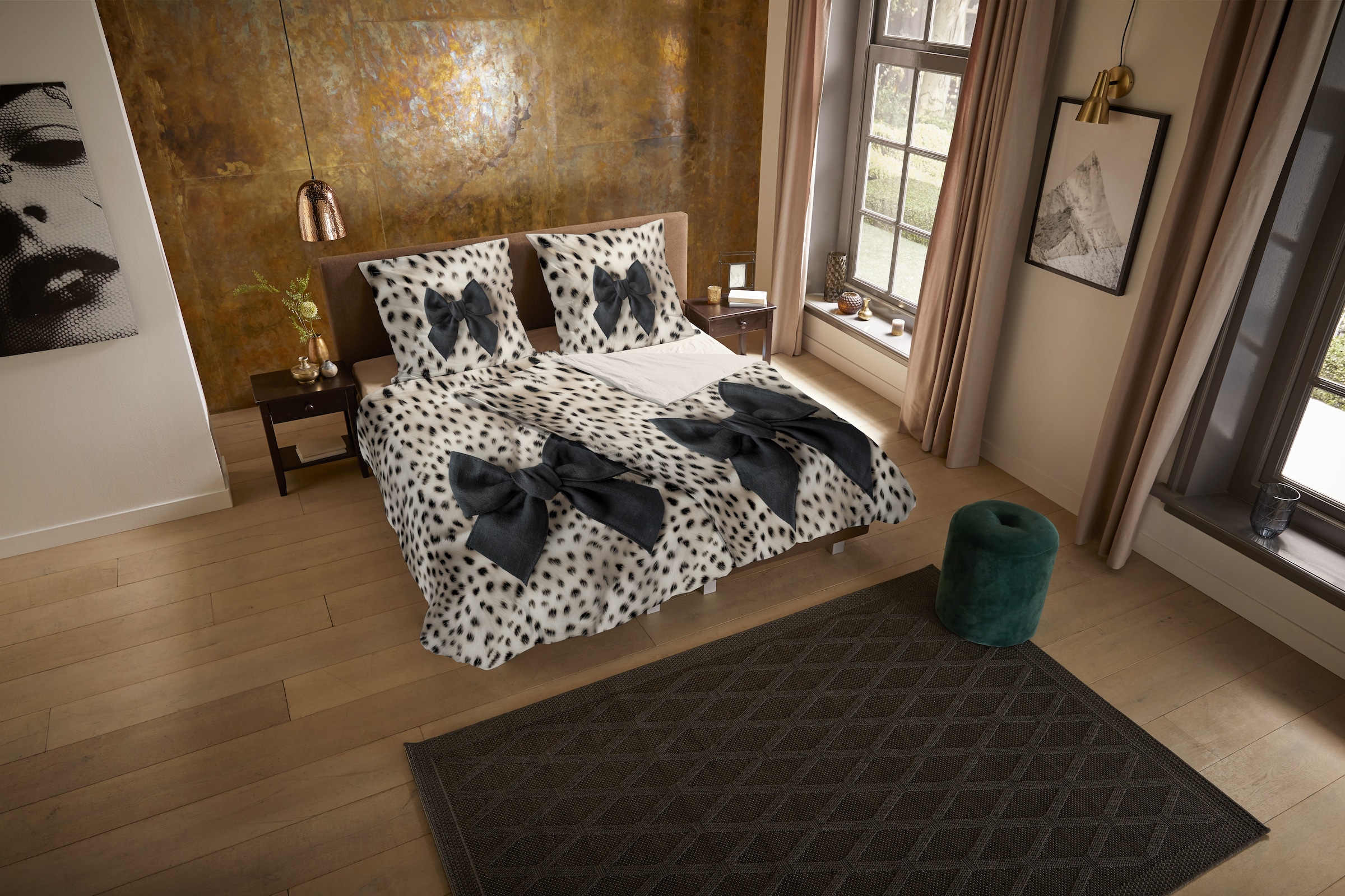 PURE luxury collection Wendebettwäsche »Ragna«, Mikrofaser, Pflegeleicht, Reißverschluss, Wendeoptik, Schleife leopard