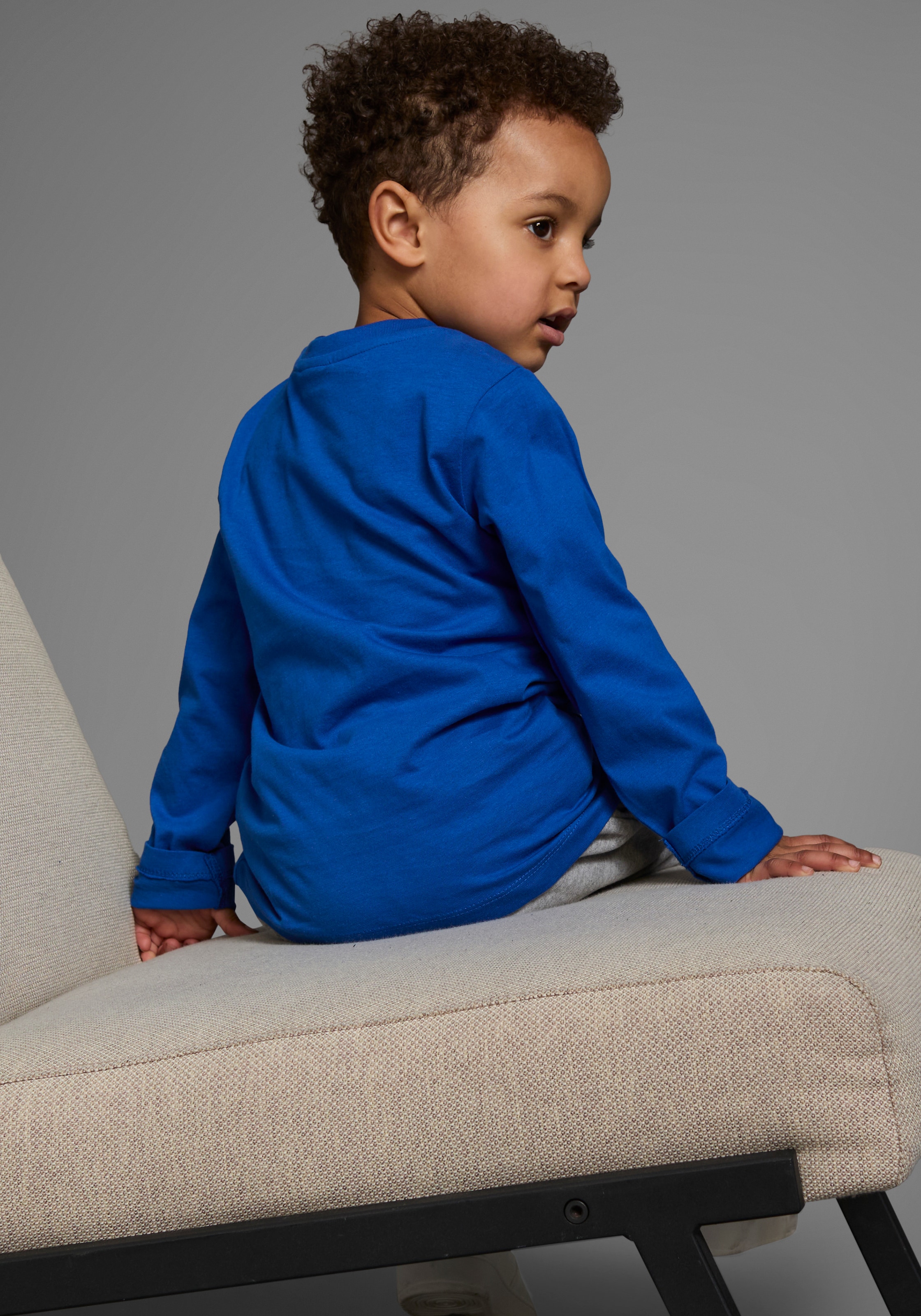 KIDSWORLD Langarmshirt »Mit Feuerwehr-Druck: ACHTUNG LÖSCHEINSATZ«, Langarm, Basic-Passform, bedruckt, Rundhalsausschnitt
