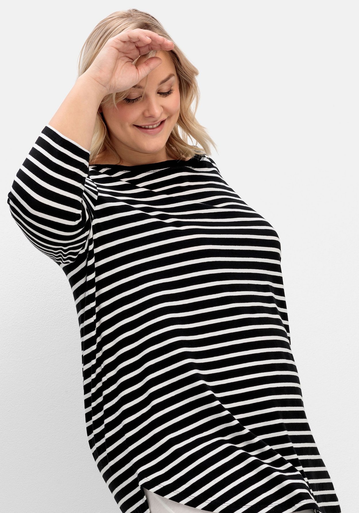 Sheego Longshirt »Longshirt mit Streifen und Nacken-Reißverschluss«, mit Streifen und Nacken-Reißverschluss