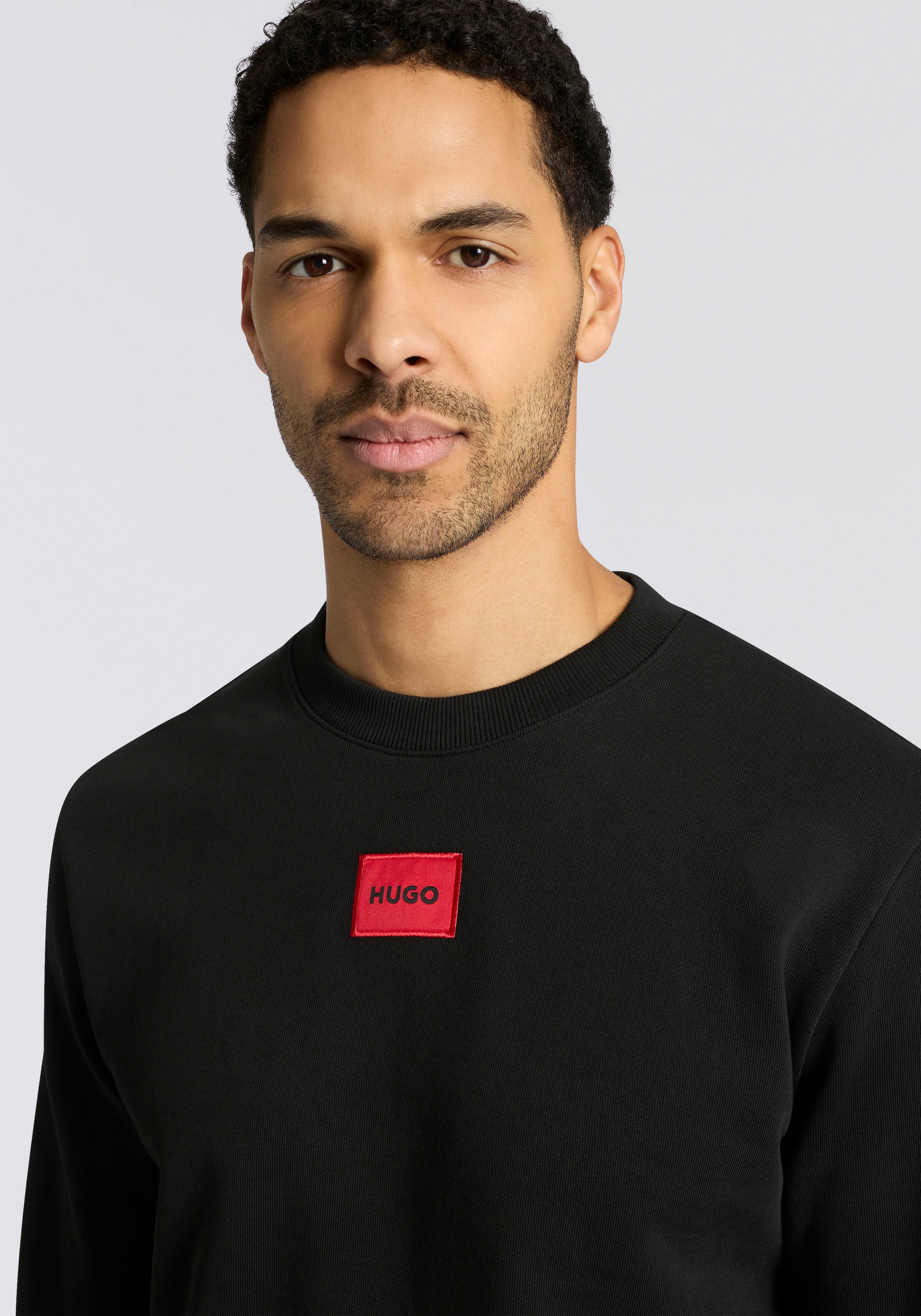 HUGO Sweatshirt »Diragol«, Rundhalsausschnitt, Regular Fit, HUGO Label
