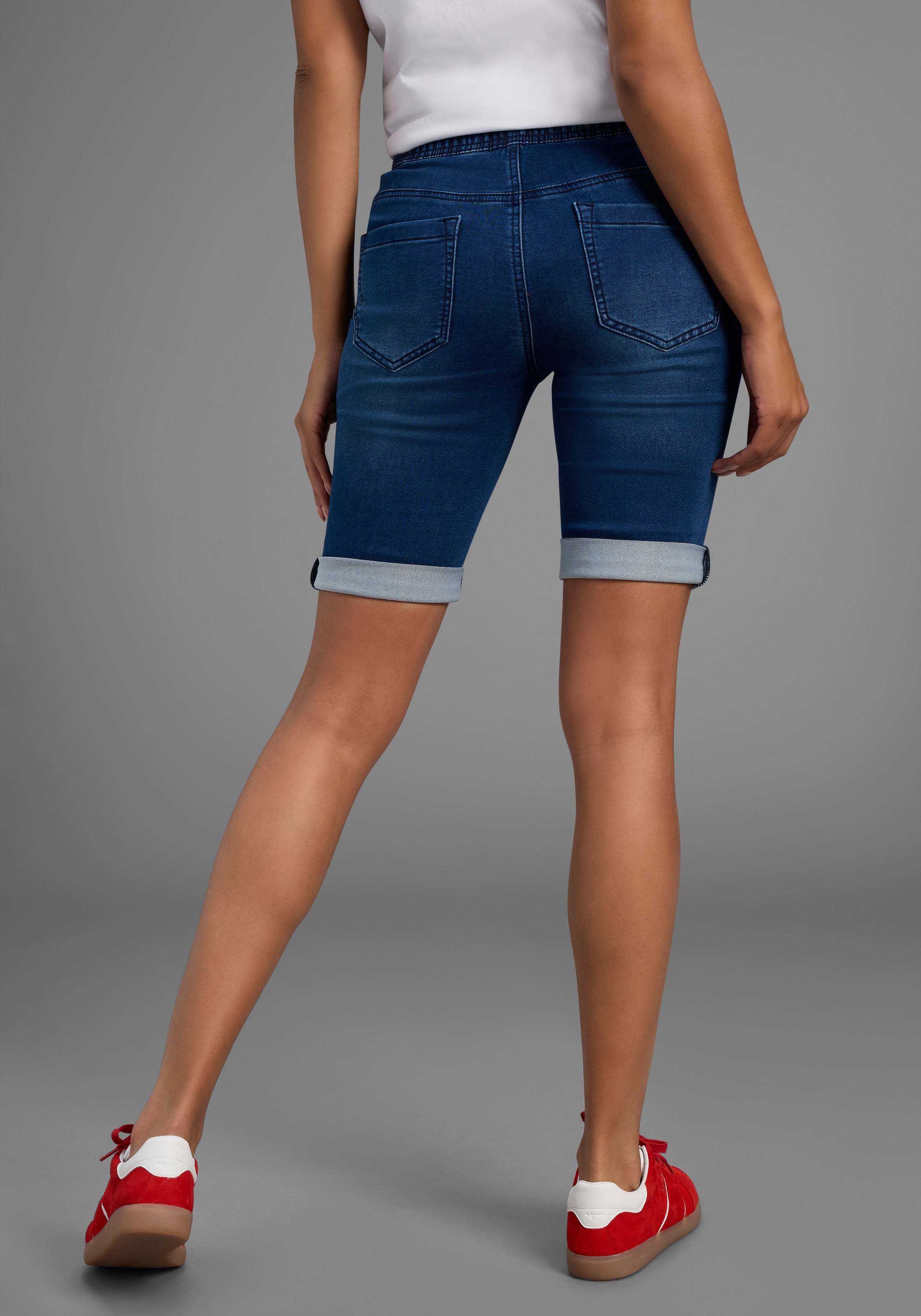 Arizona Jogg-Jeansbermudas, hohe Leibhöhe, krempelbare Beinabschlüsse, Used-Look