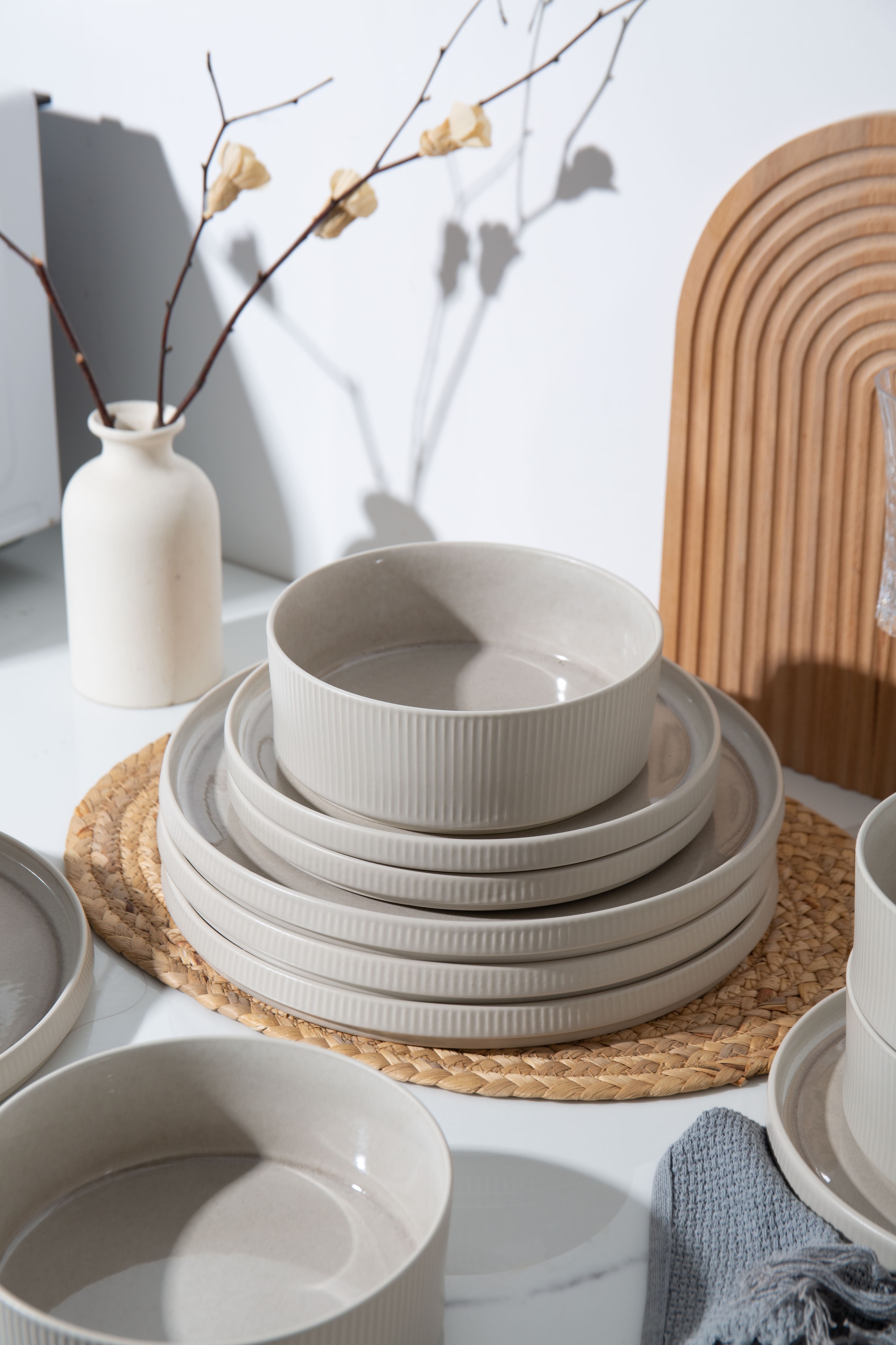 my home Geschirr-Set »Loik, außen matt, innen reaktiv glasiert«, (Set, 18 tlg.), spülmaschinenfest und mikrowellengeeignet