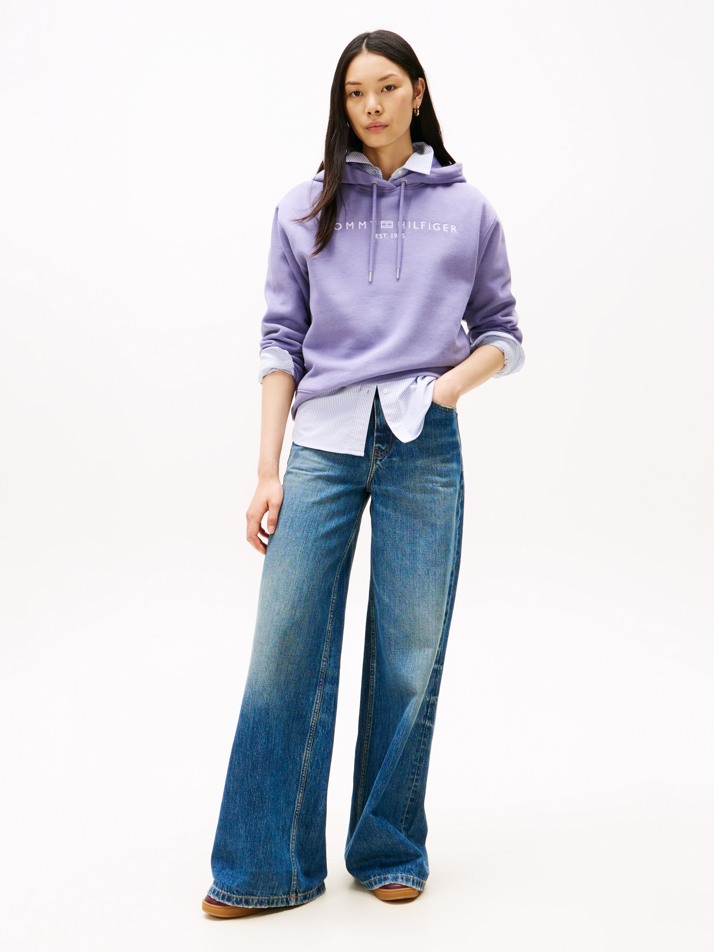 Tommy Hilfiger Kapuzensweatshirt »MDRN REG CORP LOGO HOODIE«, mit gesticktem Logo-Schriftzug
