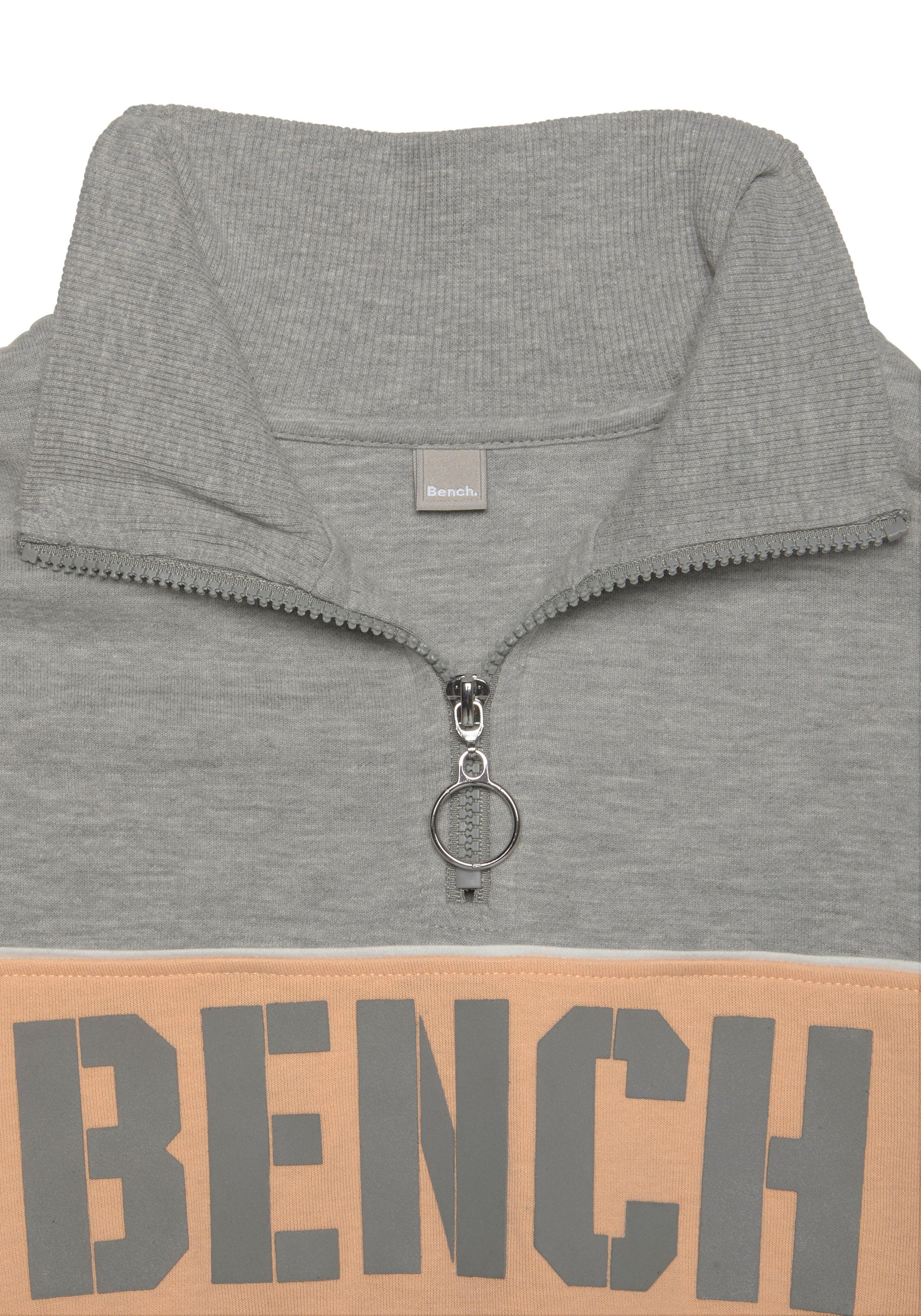 Bench. Sweatshirt, im Color-Blocking Loungeanzug Design kaufen Logoprint, bei OTTO mit