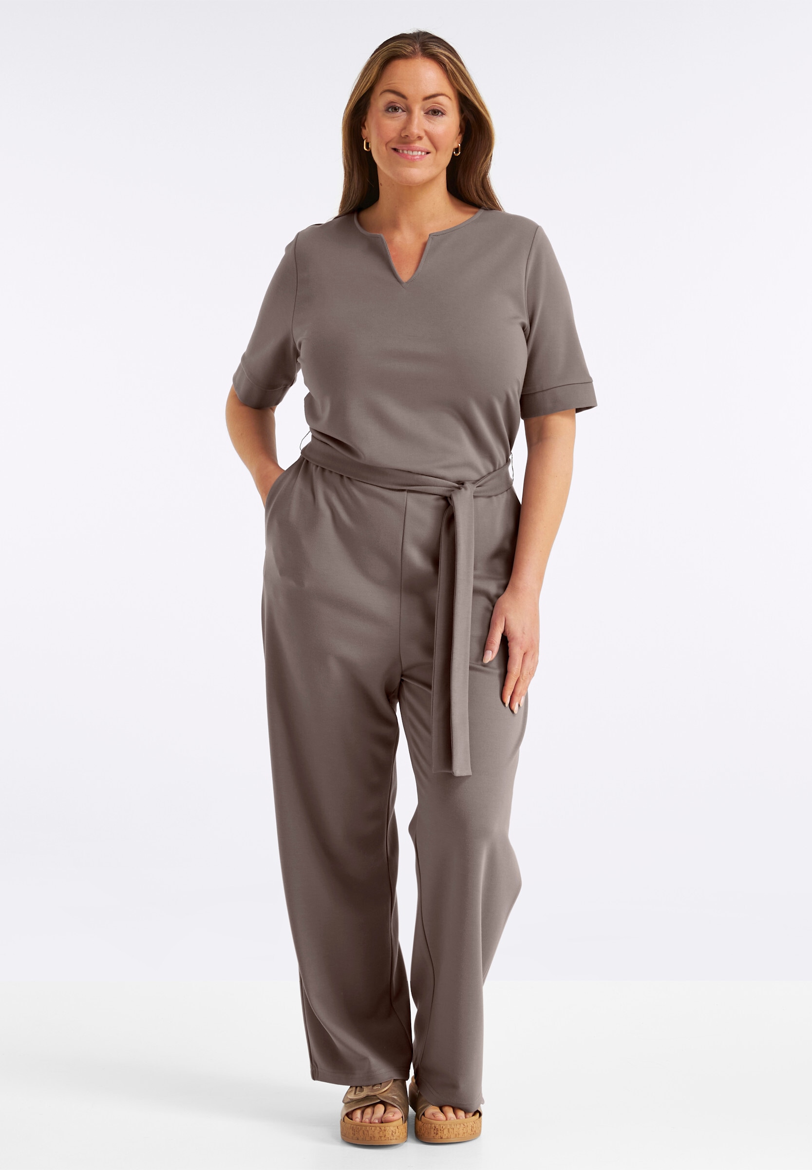 Sheego Jumpsuit »Jumpsuit Jumpsuit mit Bindegürtel«