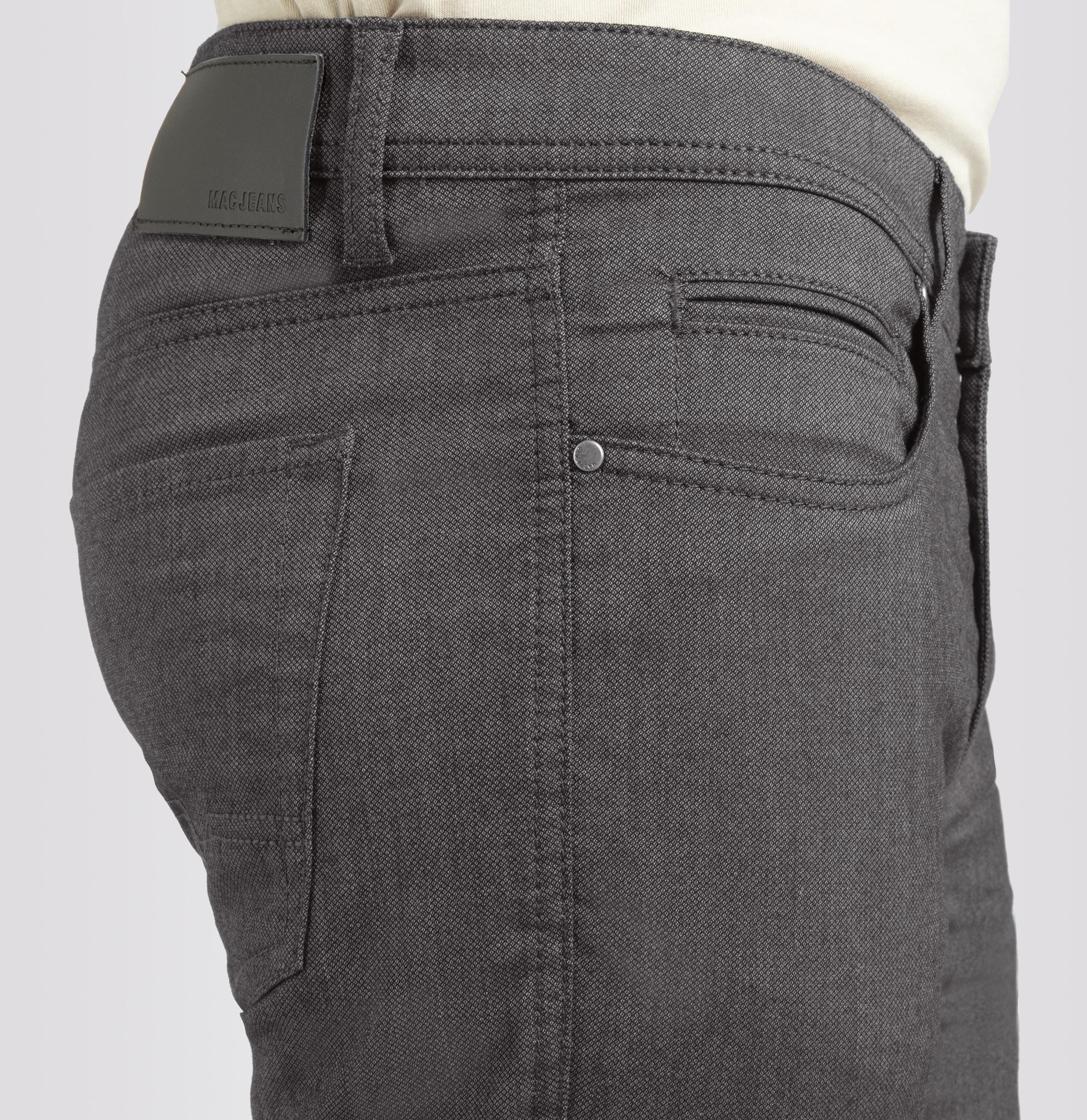 MAC Straight-Jeans »Arne«, in gepflegter Optik, mit Stretch