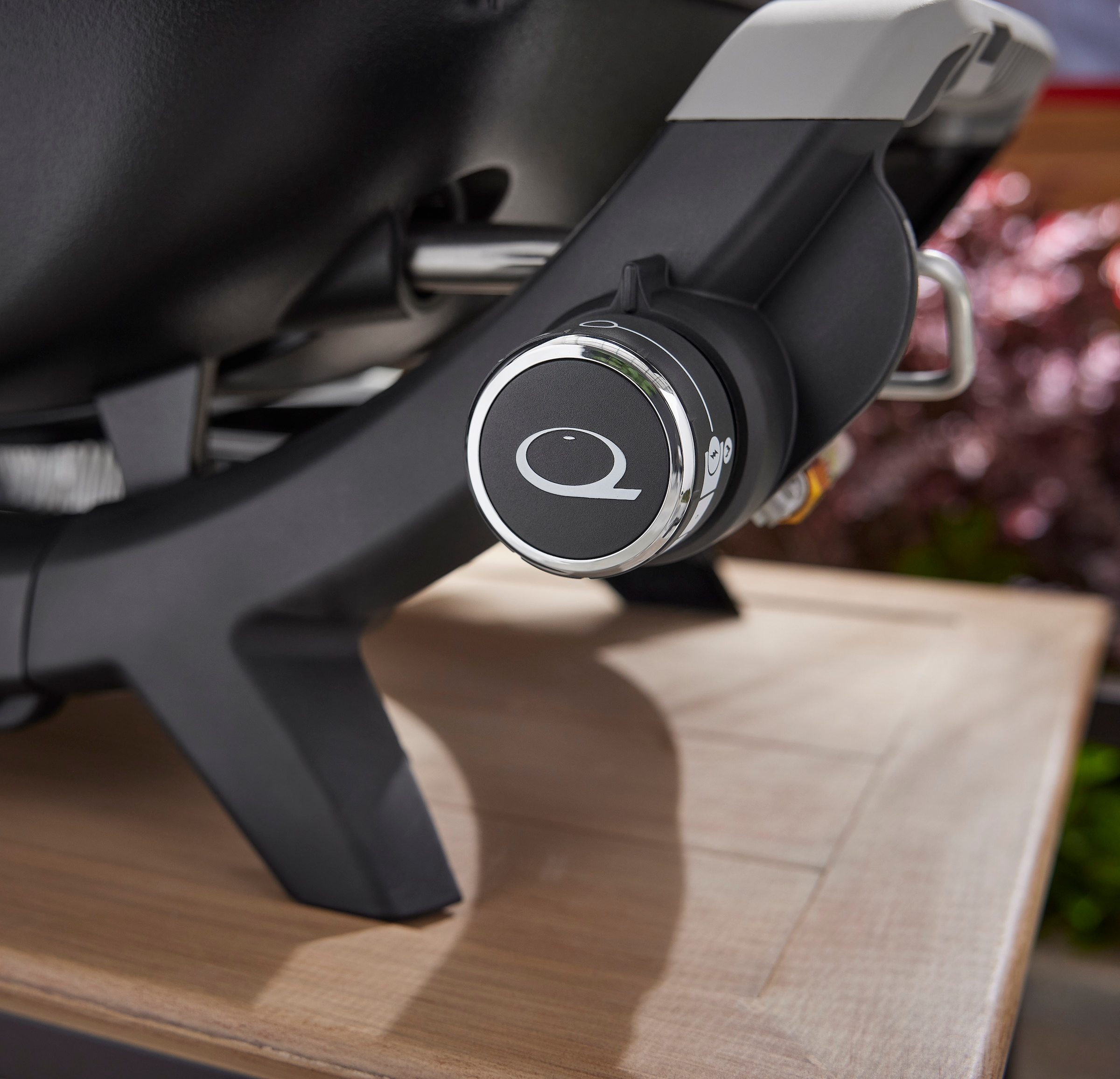 Weber Gasgrill »Q2100N« Mit Deckelthermometer