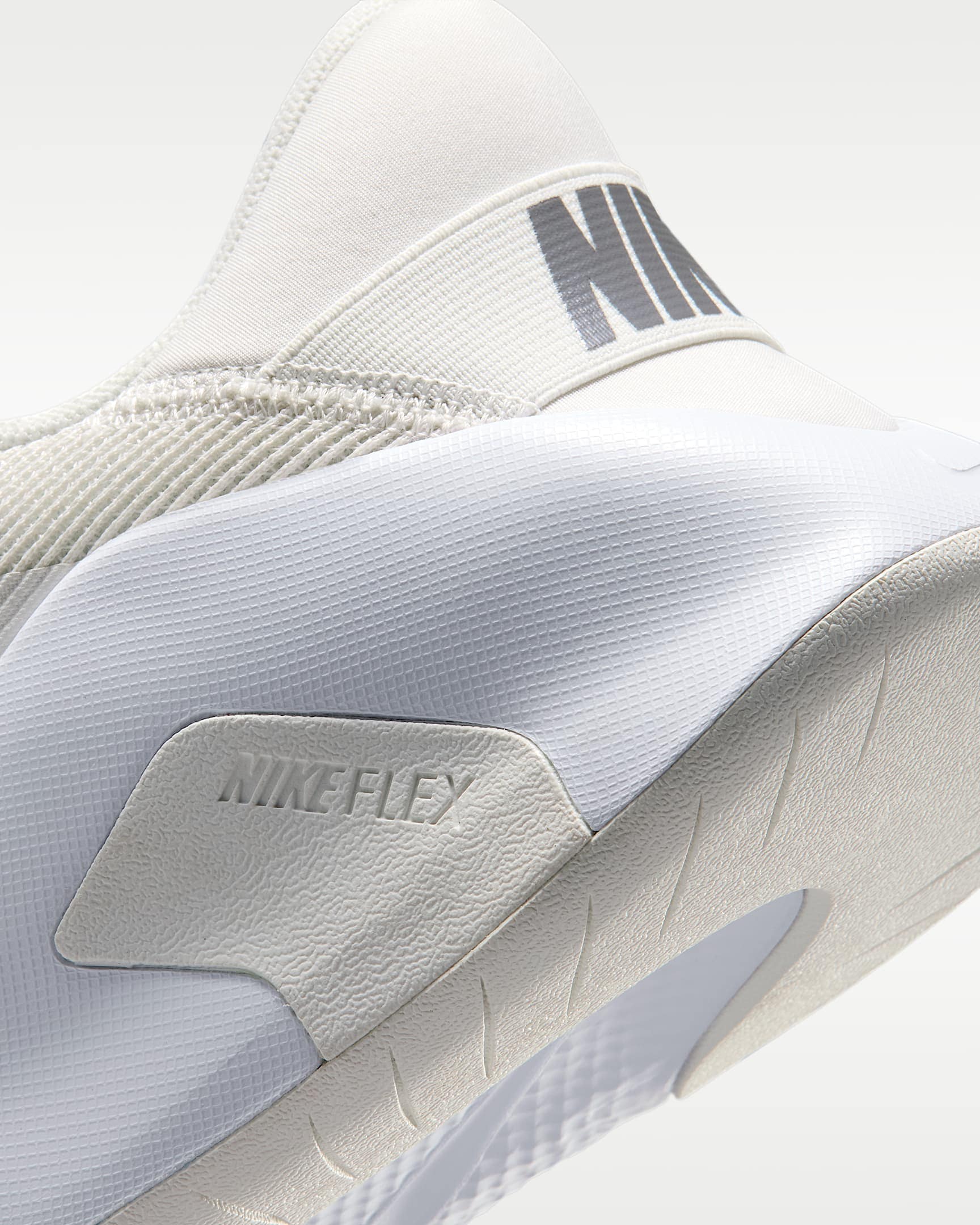 Nike Trainingsschuh »Flex Train«  ideal für Gym und Fitnessstudio