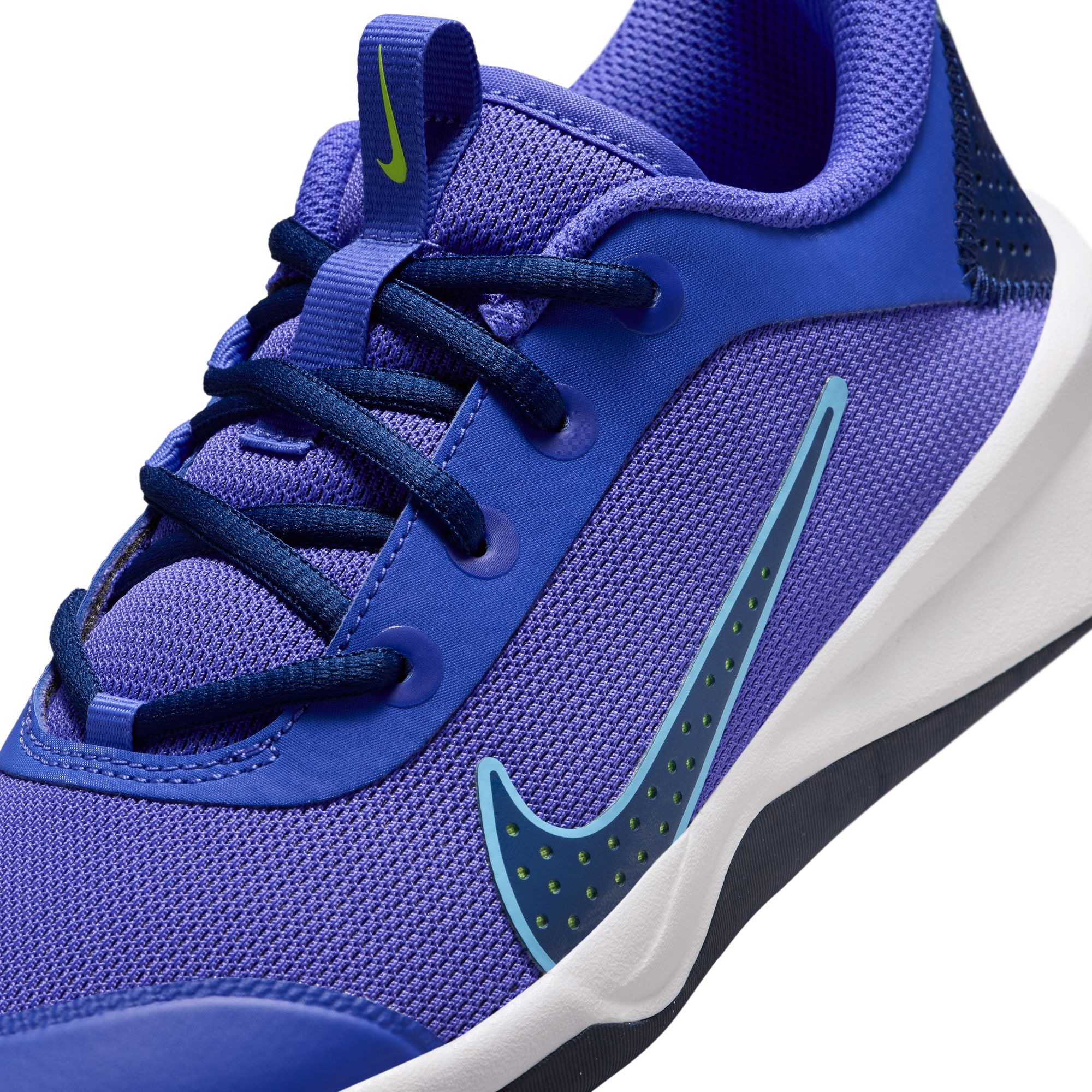 Nike »NIKE OMNI MULTI-COURT (GS)«  Für Kinder & Jugendliche