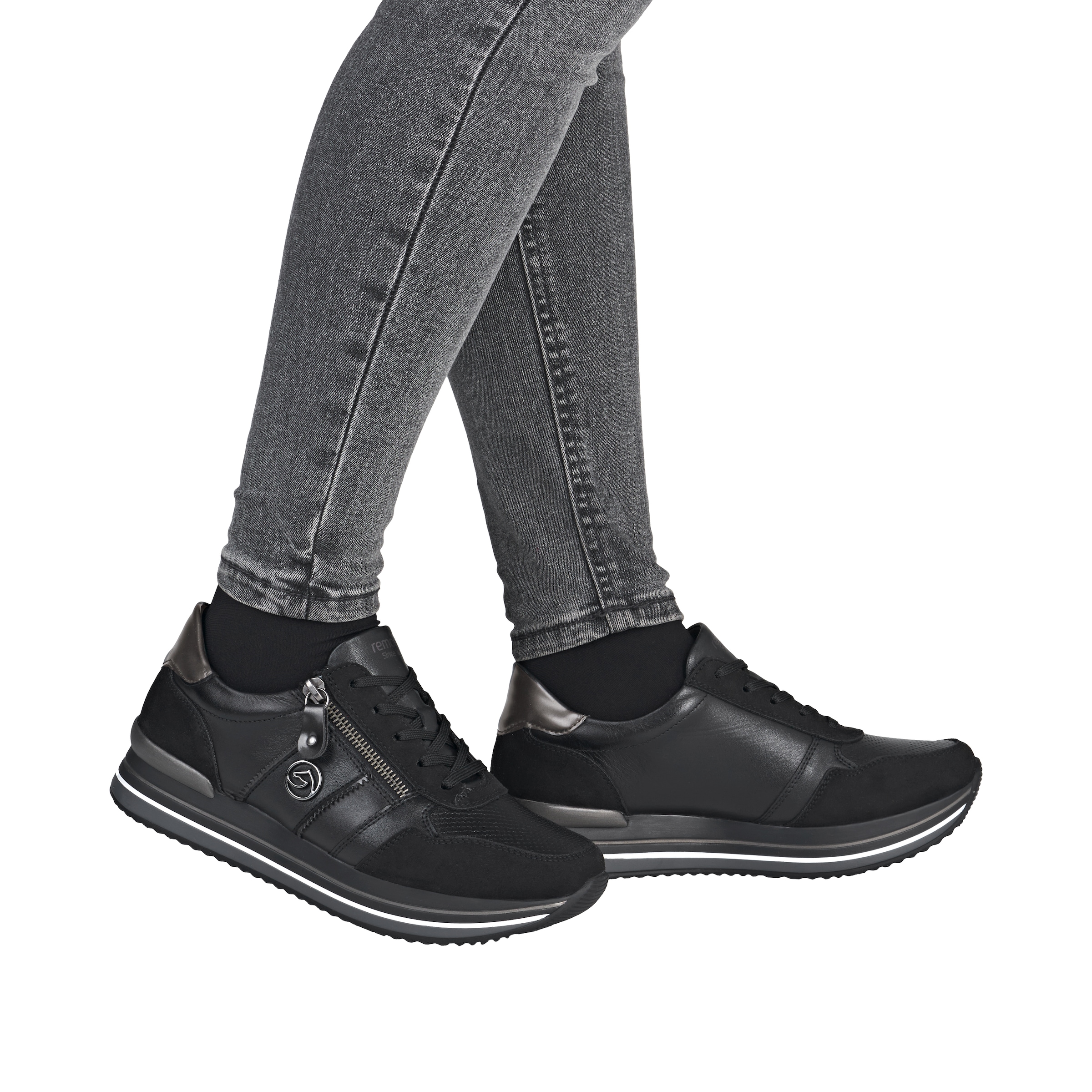 Remonte Plateausneaker, Schnürschuh, Halbschuh, Freizeitschuh mit gepolstertem Schaftrand