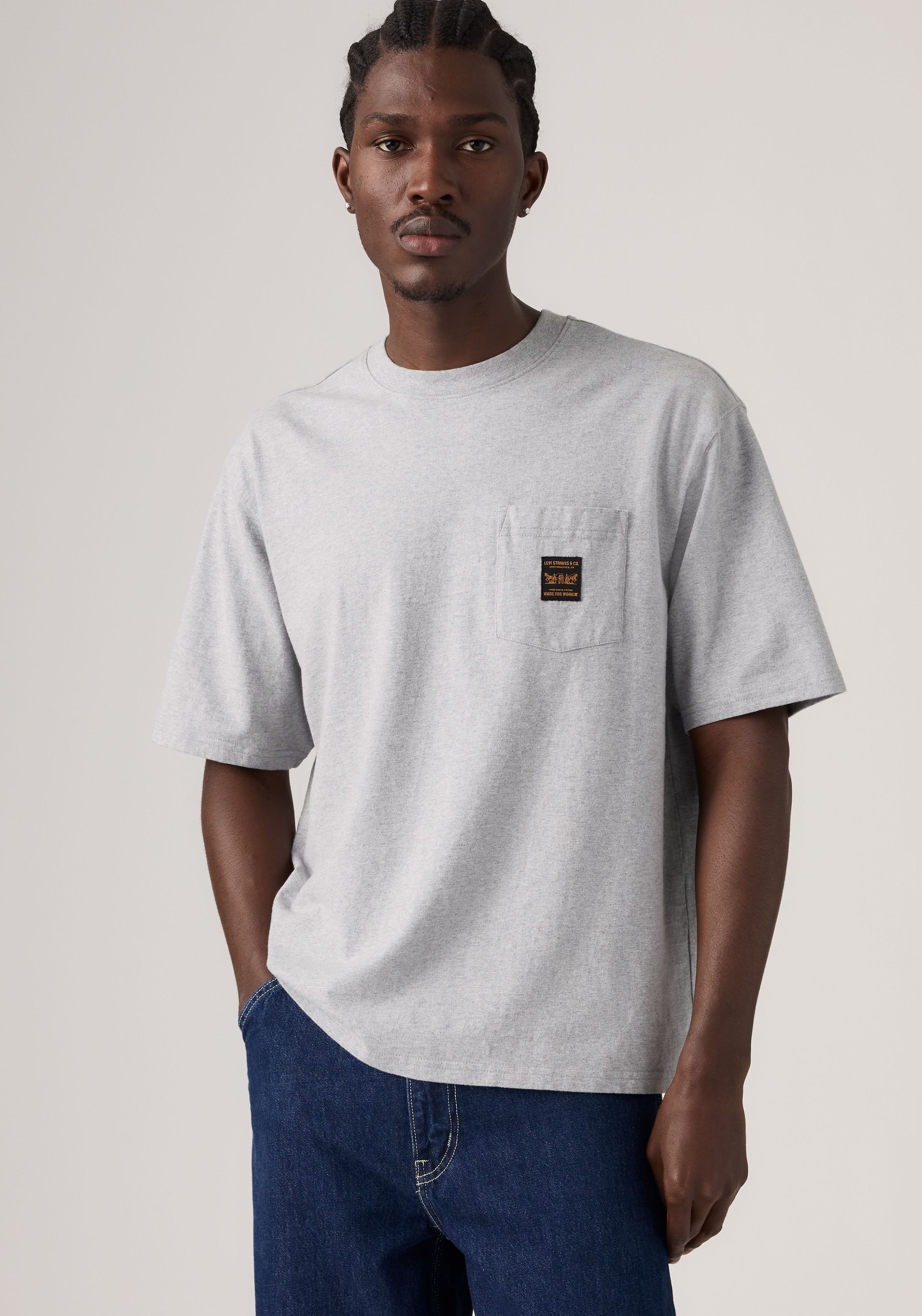Levi's® T-Shirt »SS WORKWEAR PKT TEE« mit Brusttasche